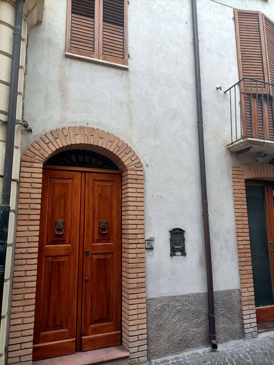 Appartamento con ingresso indipendente in affitto a Teramo, Centro