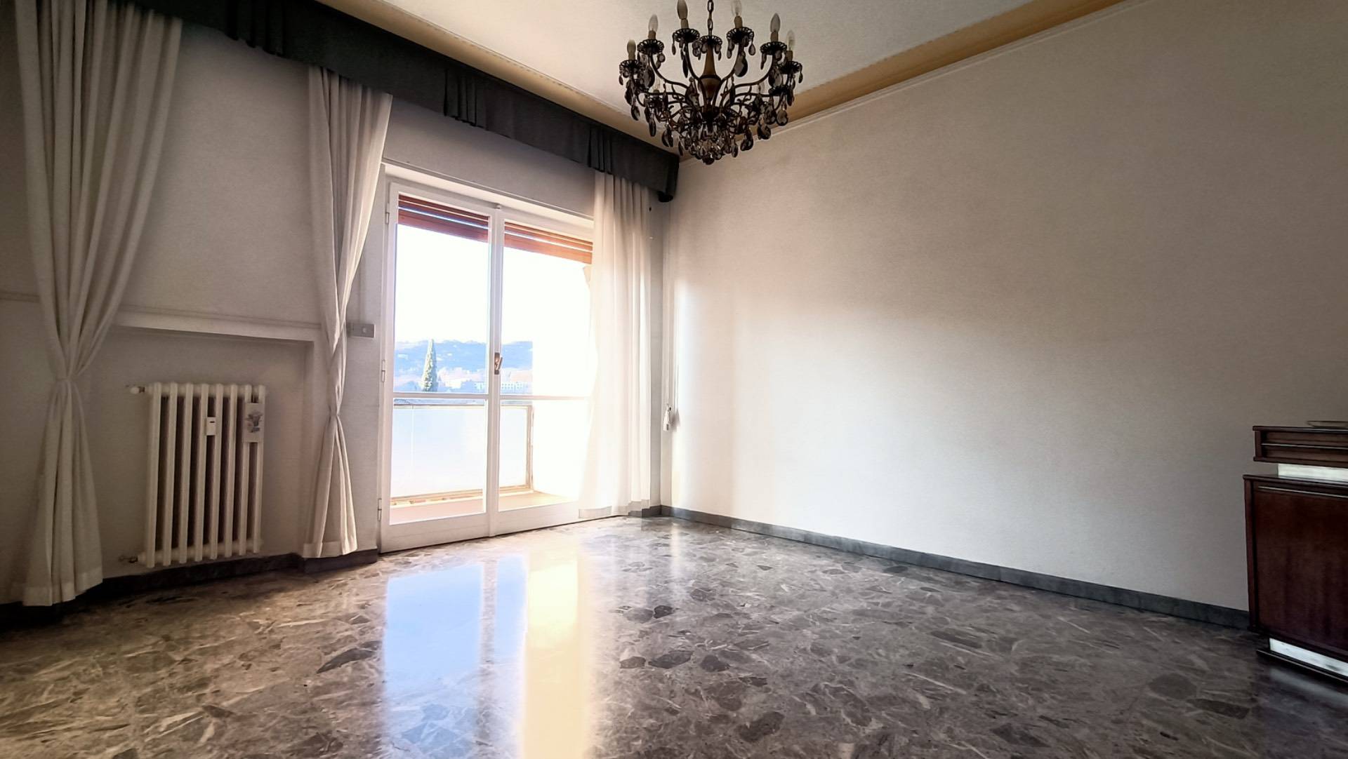 Appartamento in vendita a Teramo, Centro