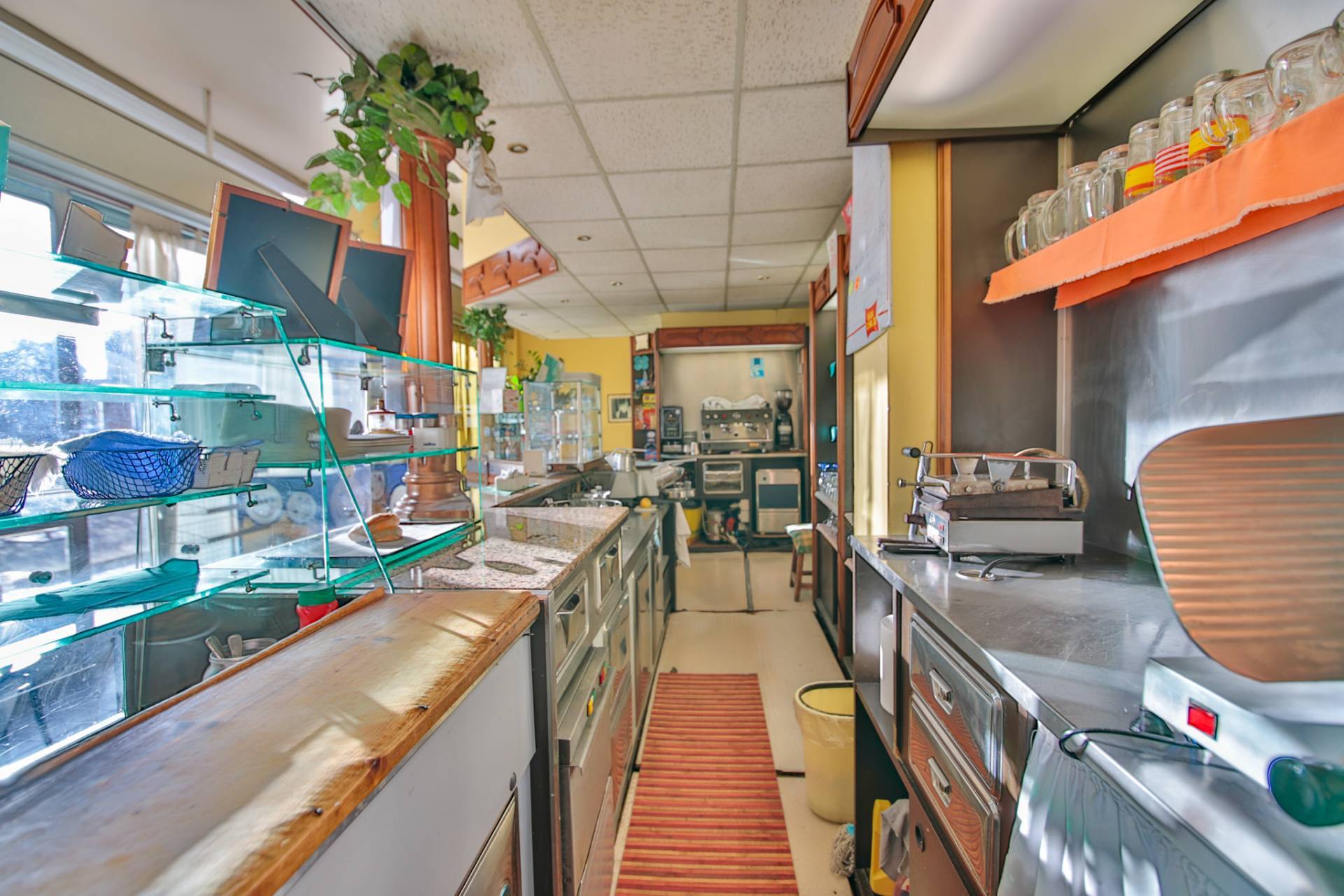 Attivit commerciale in vendita a Torino, Barca