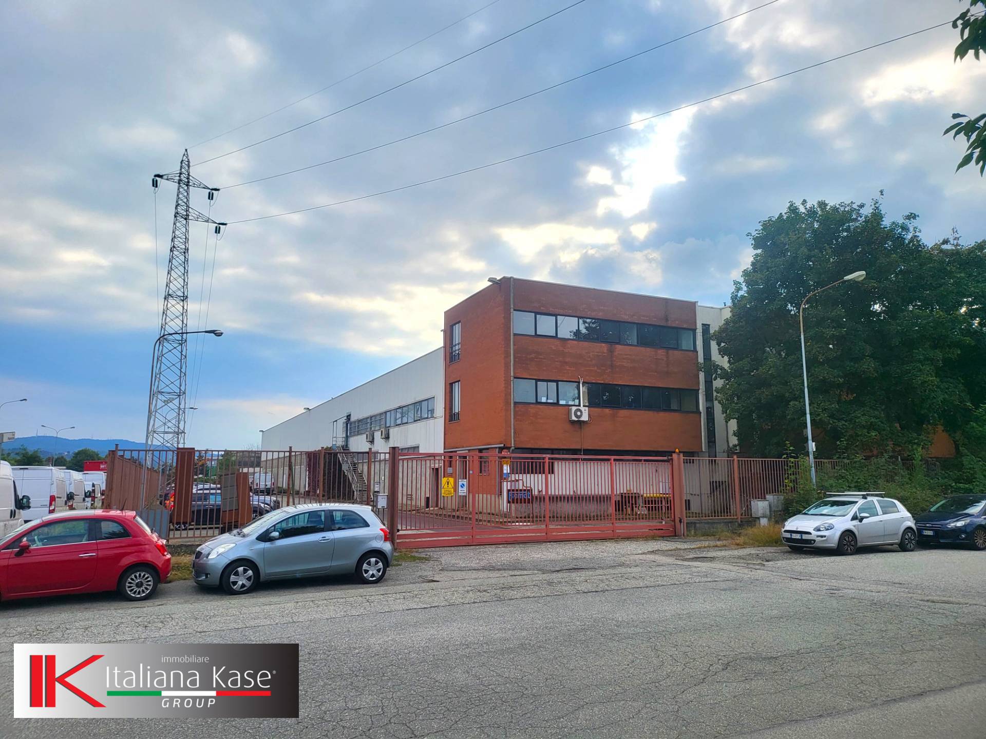 Capannone in vendita a San Mauro Torinese, Pescarito