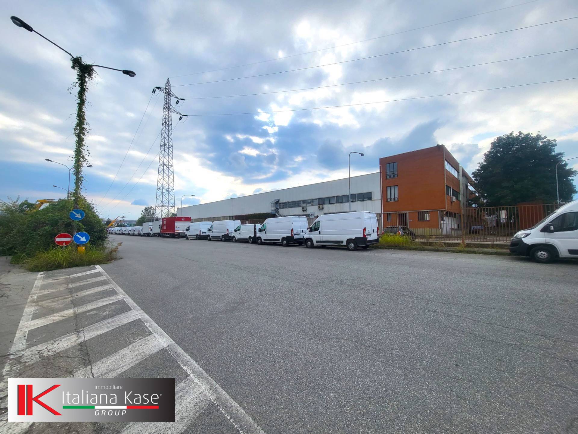 Capannone in vendita a San Mauro Torinese, Pescarito