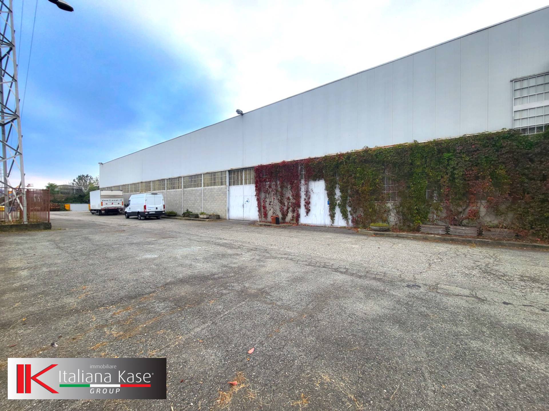 Capannone in vendita a San Mauro Torinese, Pescarito