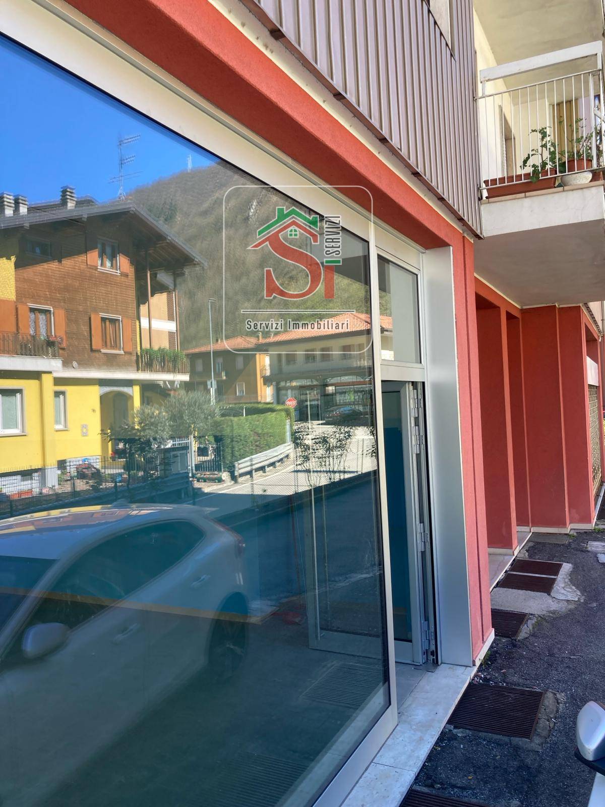 Locale commerciale in affitto a San Pellegrino Terme