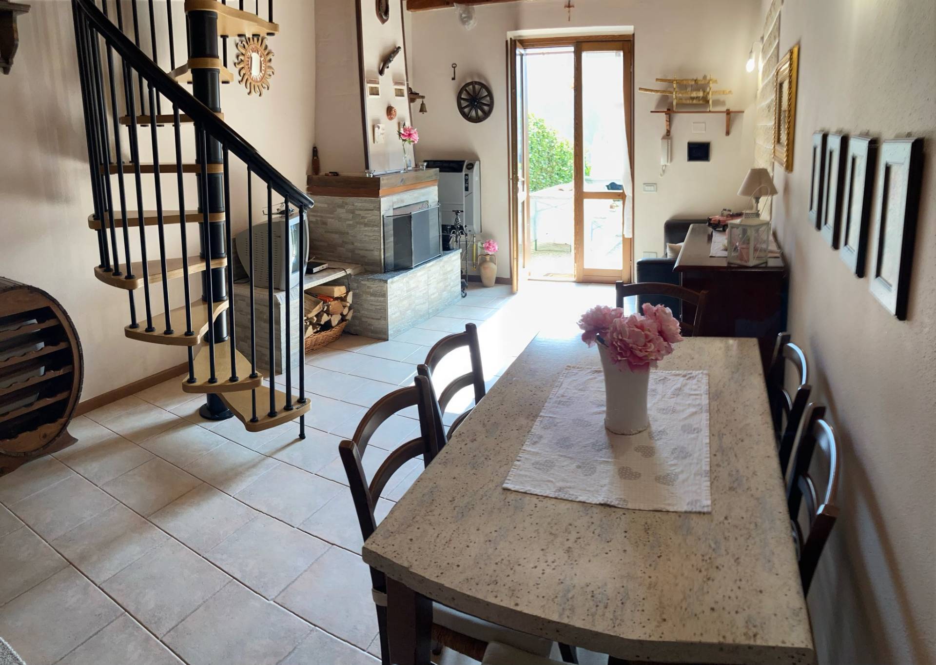 Appartamento in vendita a Algua, Rigosa