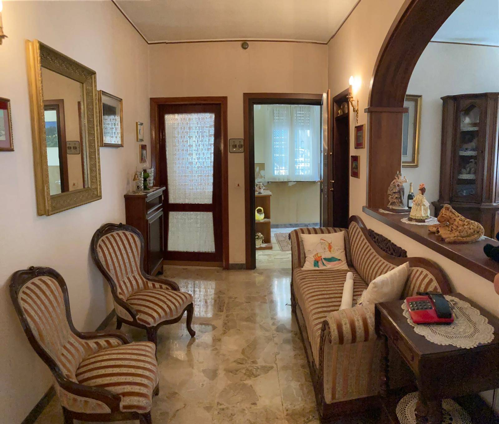 Appartamento in vendita a Zogno, Centro