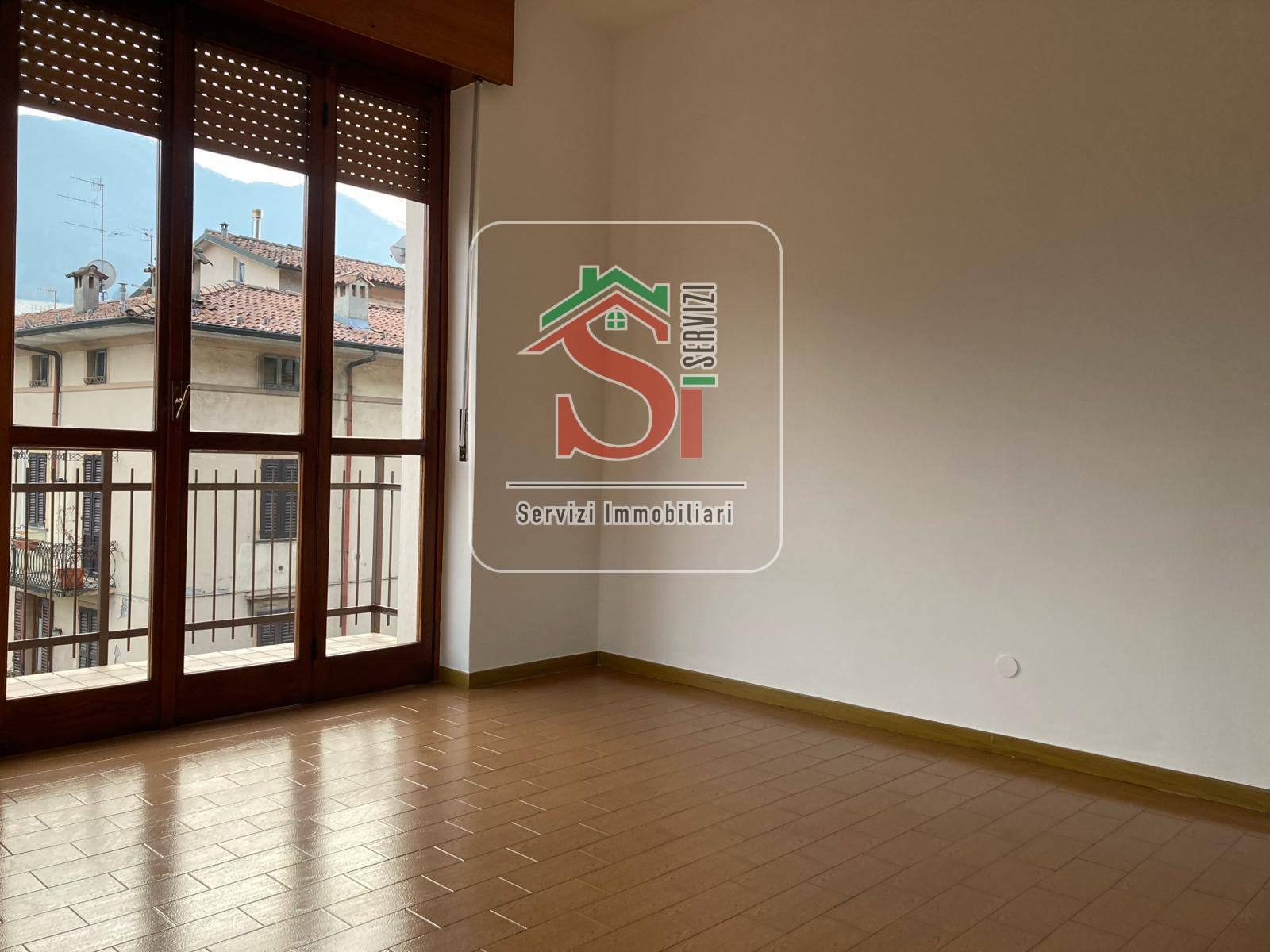 Appartamento in vendita a Zogno, Centrale