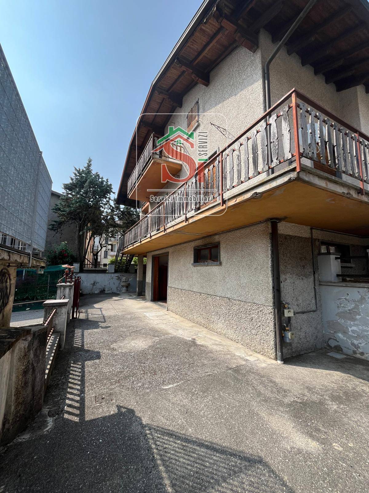 Casa singola in vendita a Zogno, Centrale