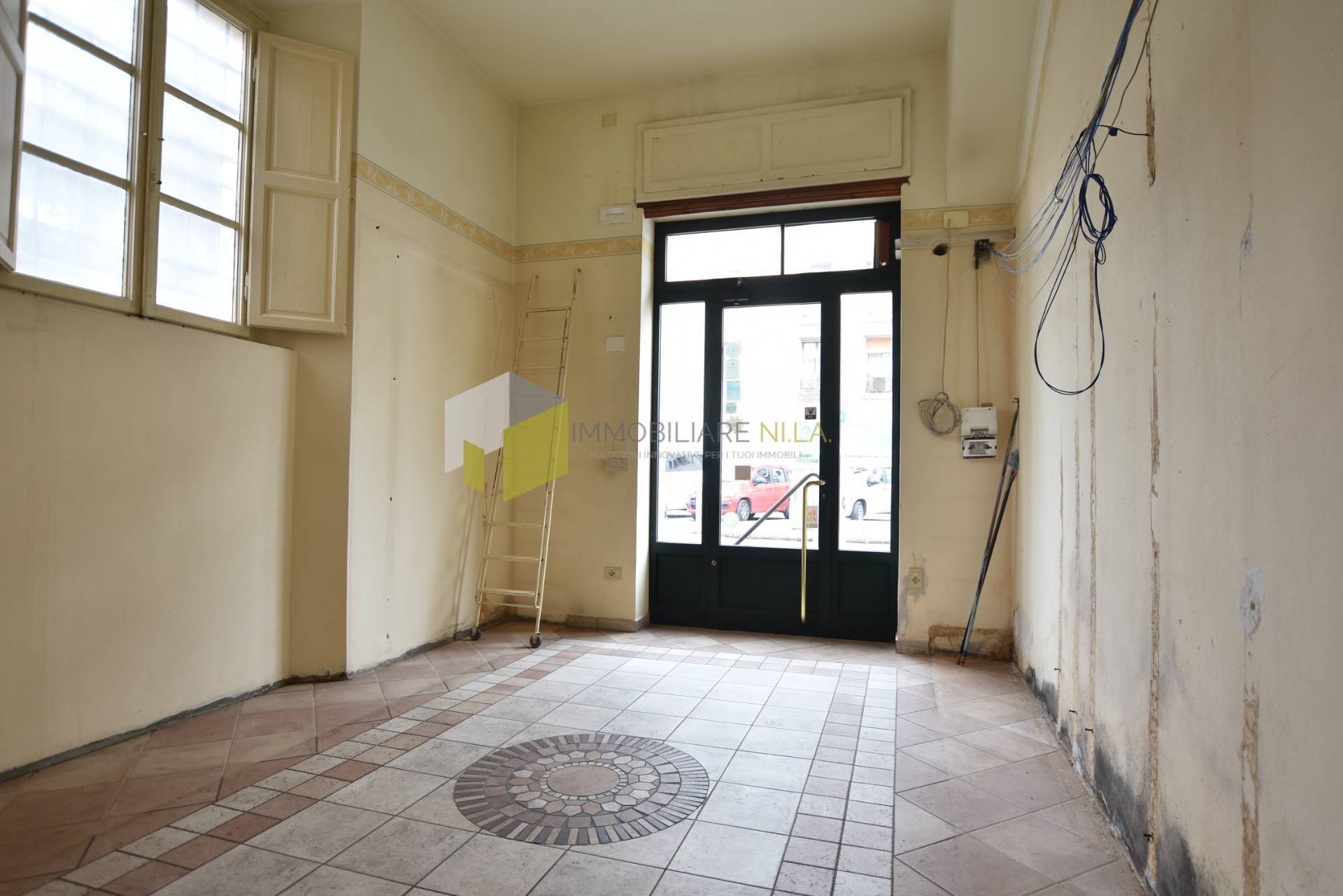 Locale commerciale in vendita a Pisa, Quartiere San Francesco