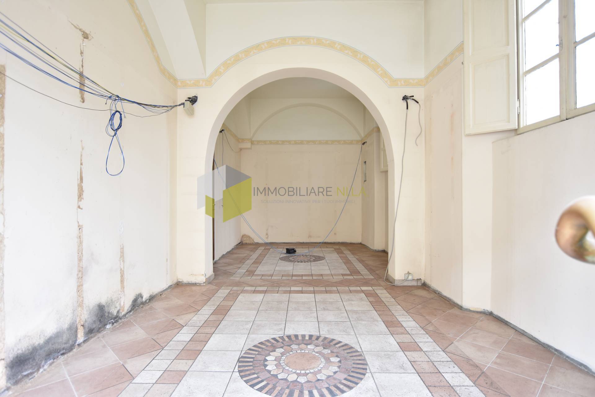 Locale commerciale in affitto a Pisa, Quartiere San Francesco