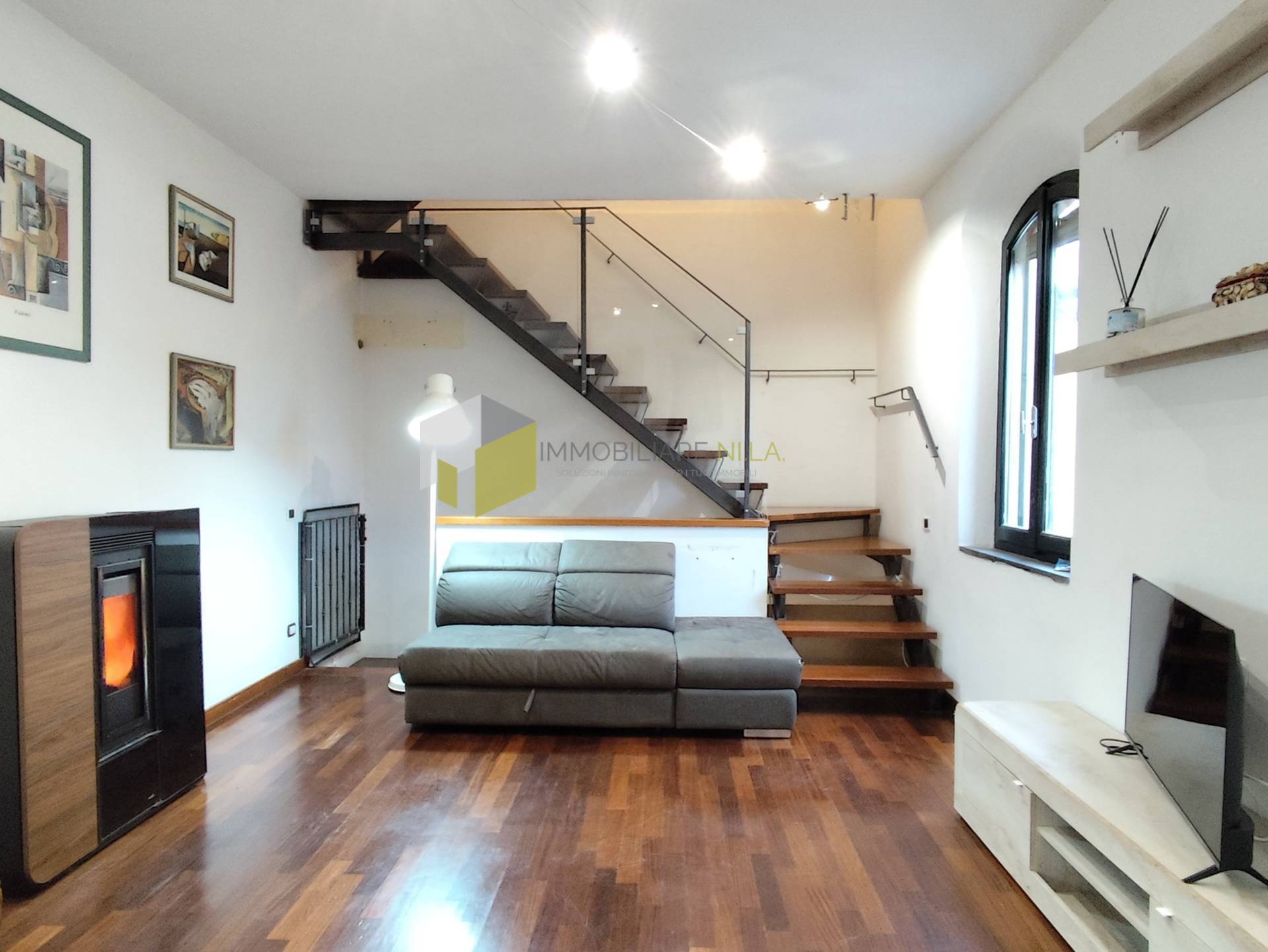 Casa indipendente in vendita a Cascina, Prossima Al Centro