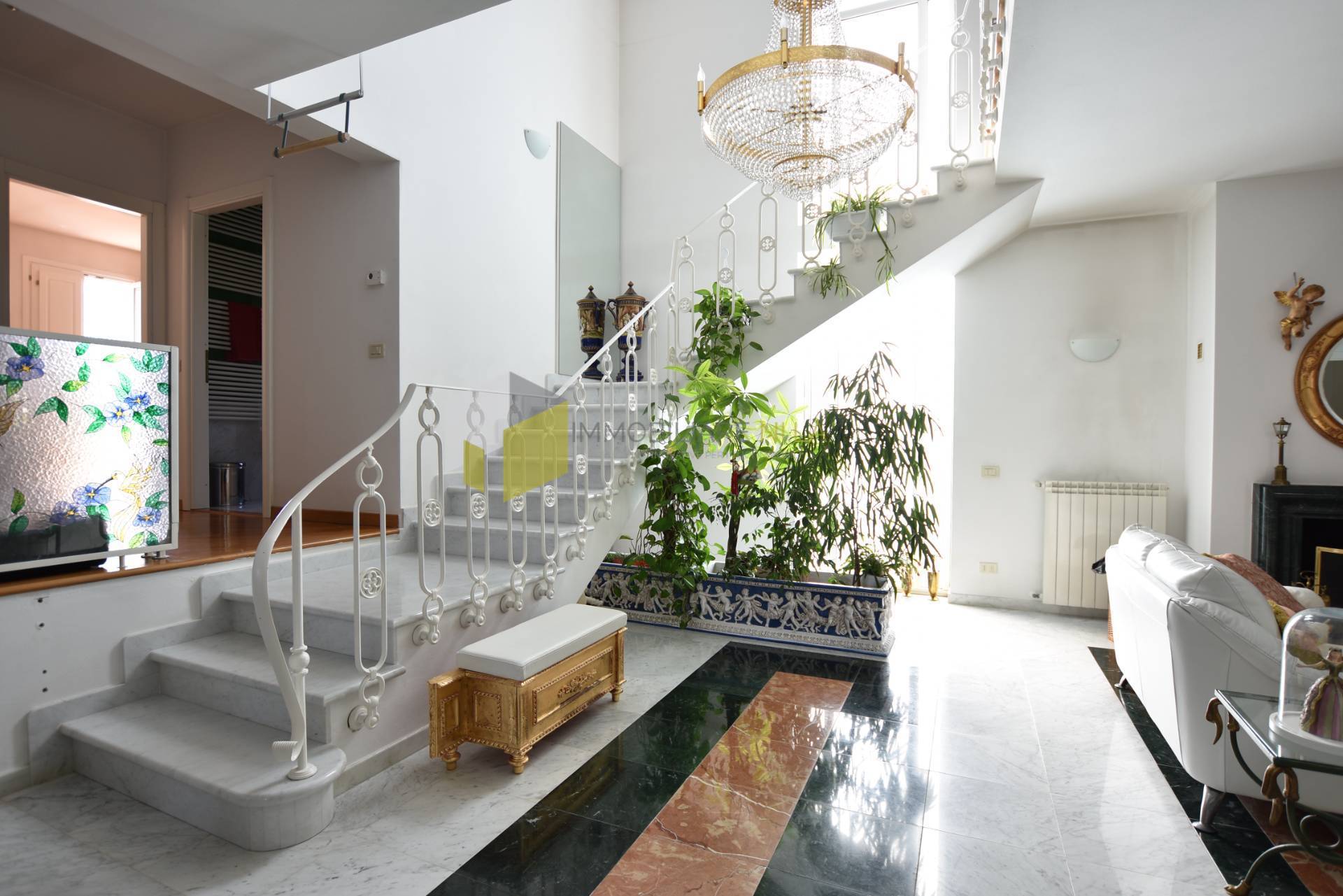 Villa in vendita a Calcinaia, Residenziale