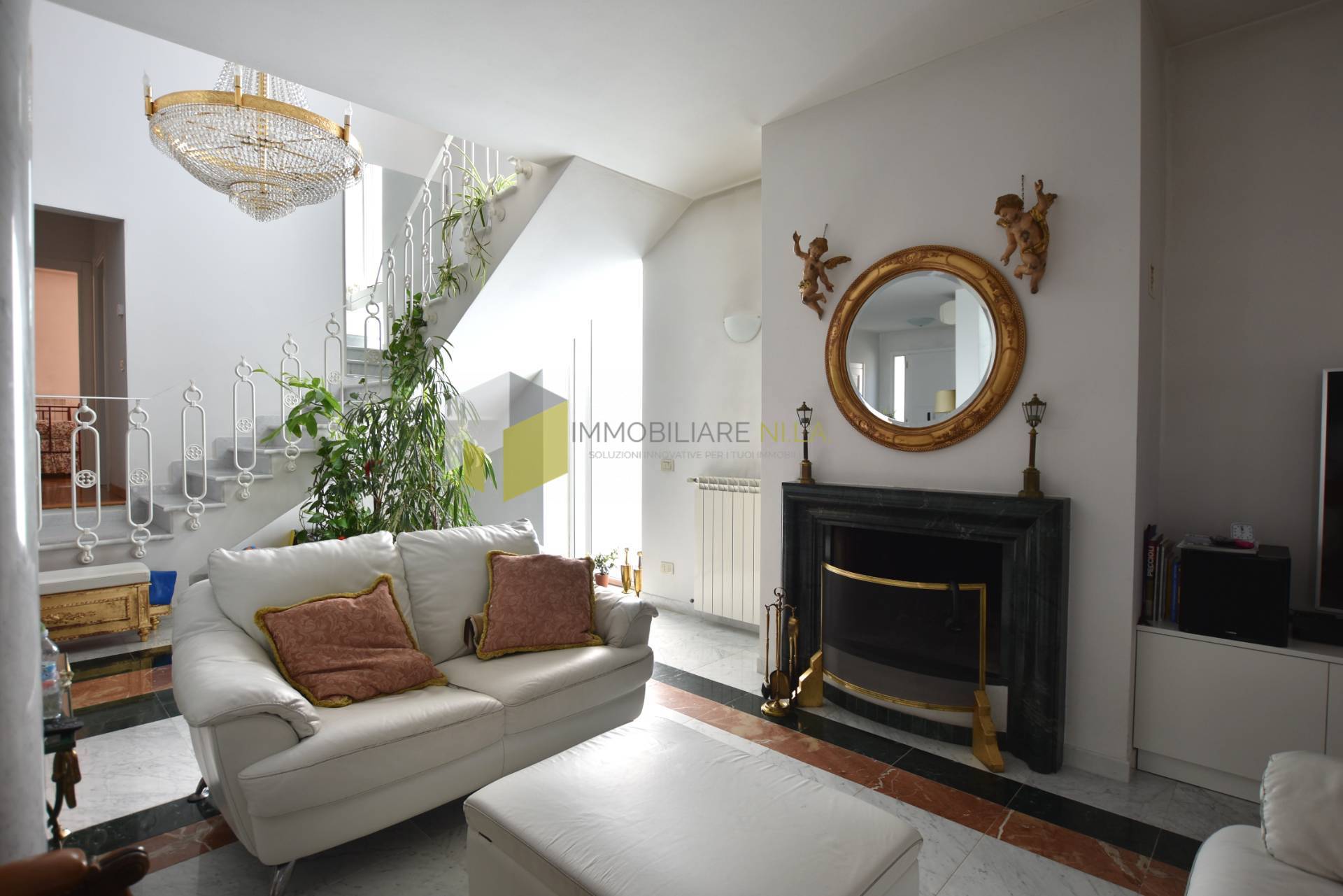 Villa in vendita a Calcinaia, Residenziale