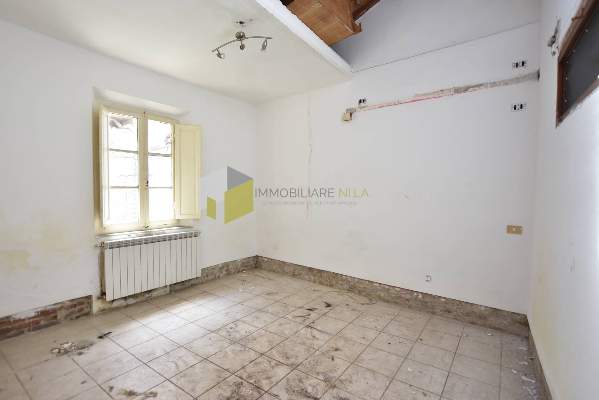 Casa indipendente in vendita a Pisa, Zona via Landi