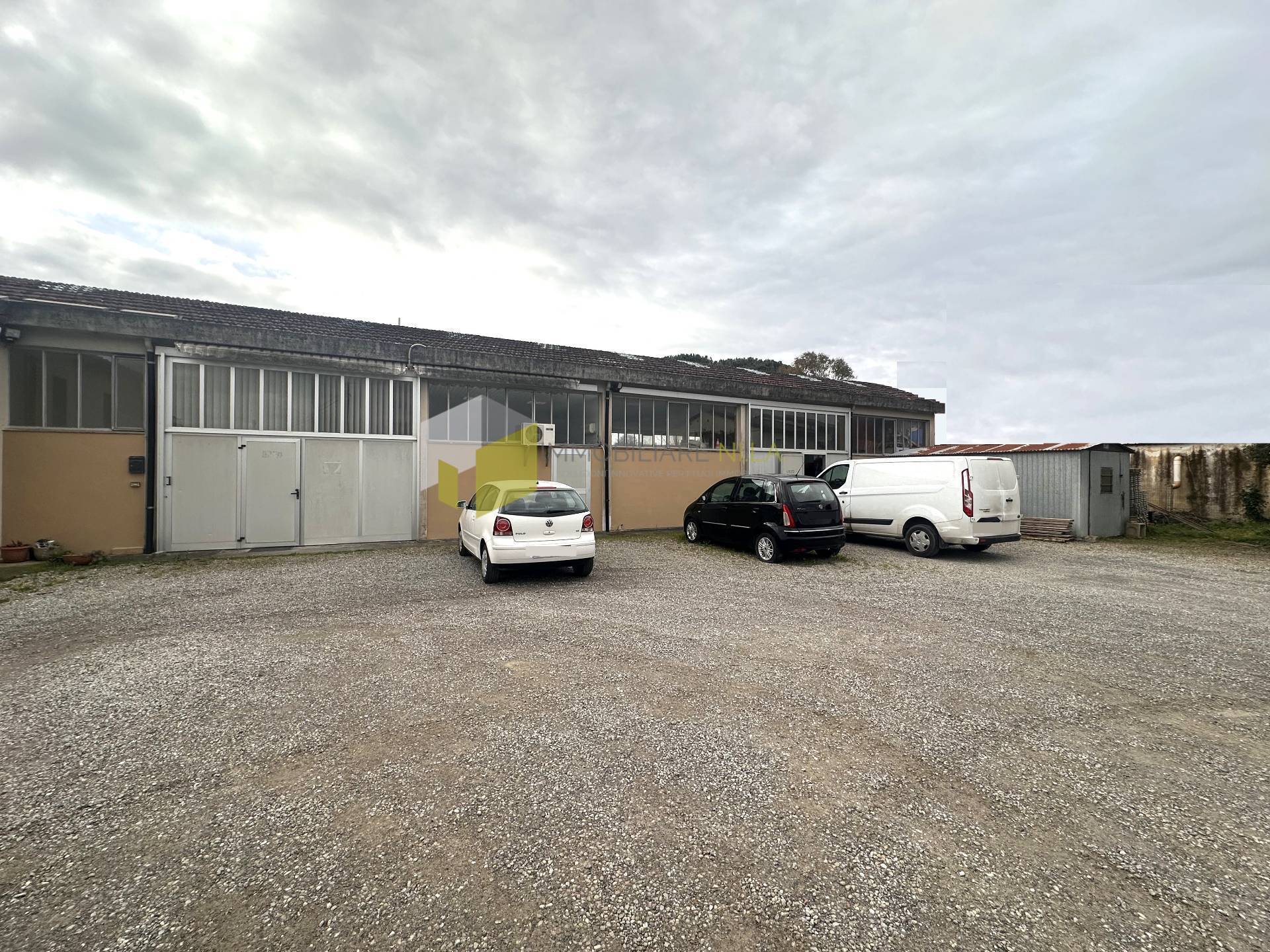 Capannone in vendita a Ponsacco, Residenziale