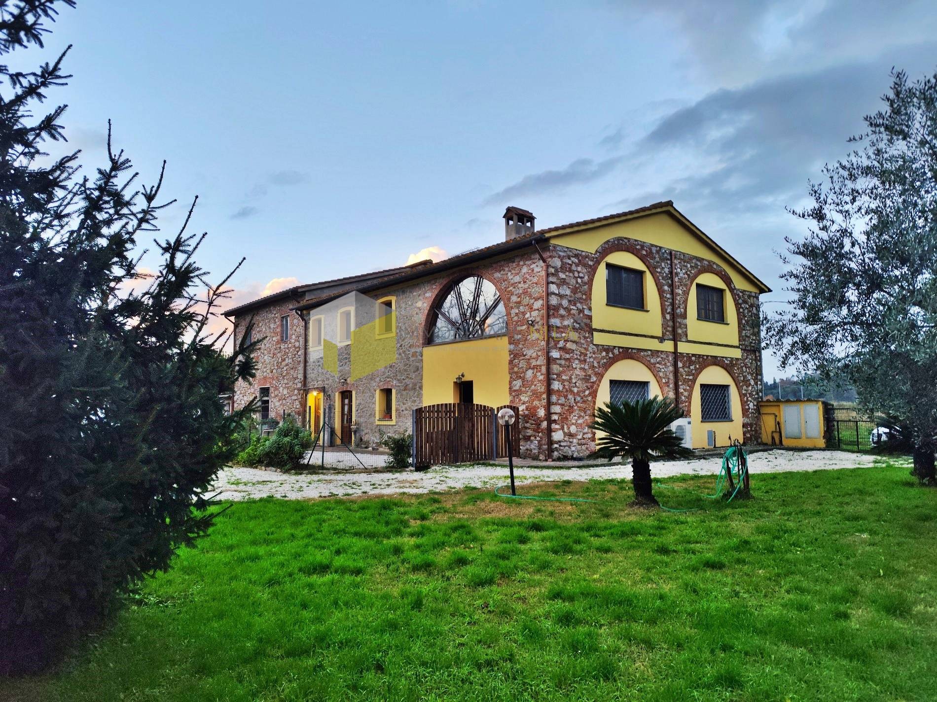Rustico in vendita a San Giuliano Terme, Pugnano
