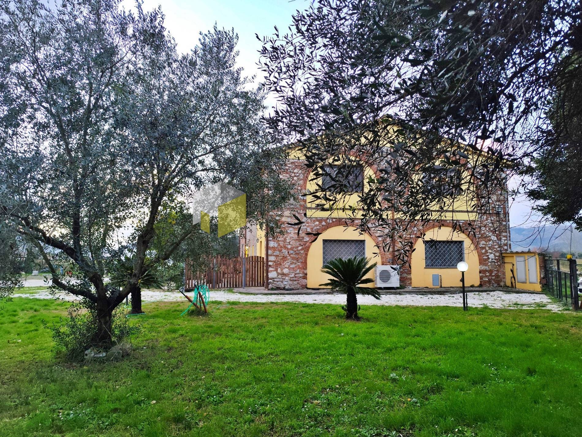 Rustico in vendita a San Giuliano Terme, Pugnano