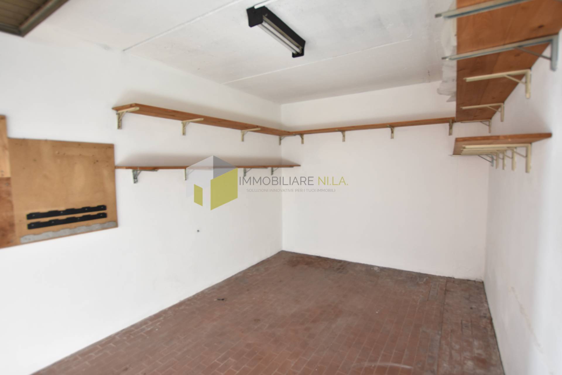 Box in vendita a Pisa, Zona CNR