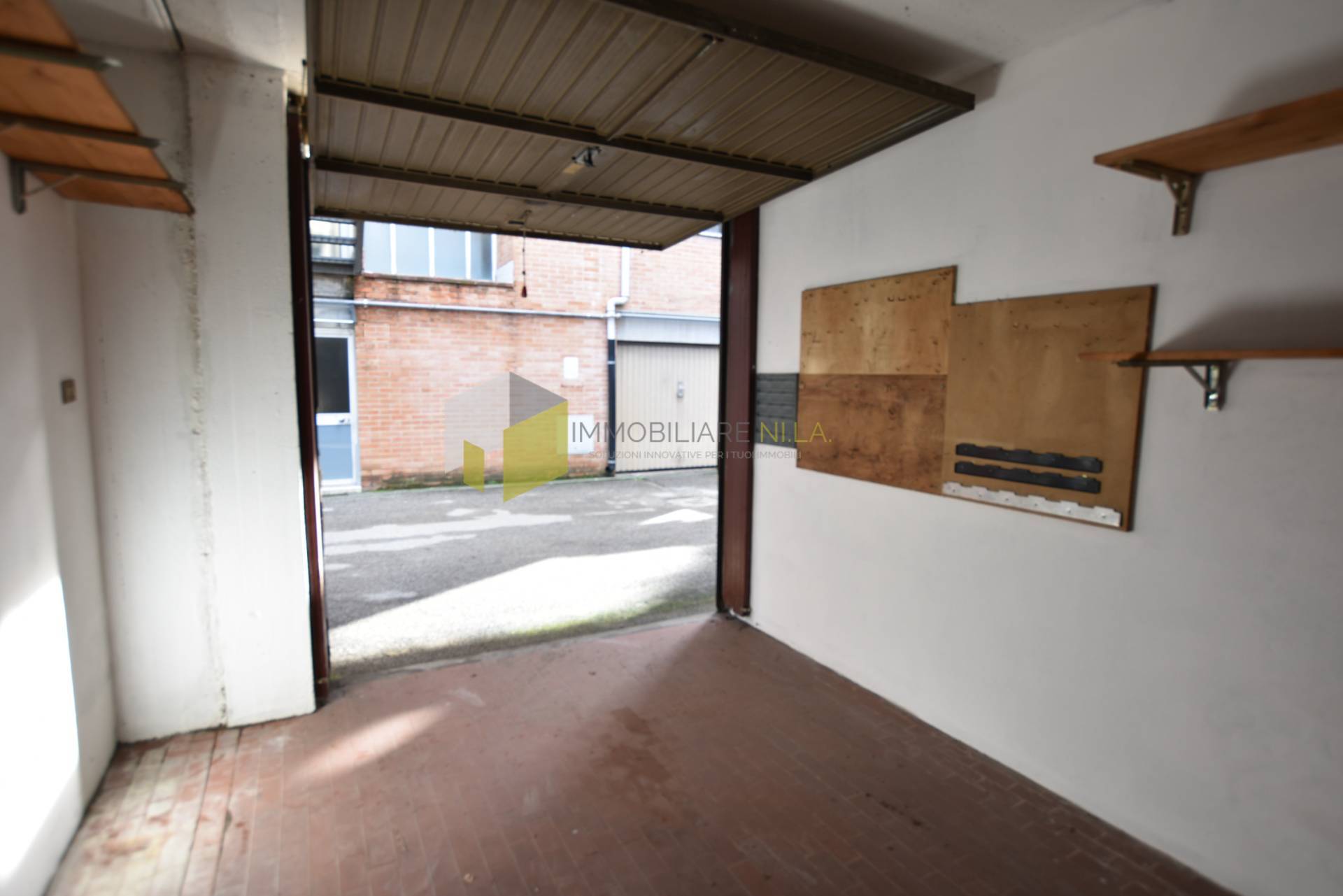 Box in vendita a Pisa, Zona CNR