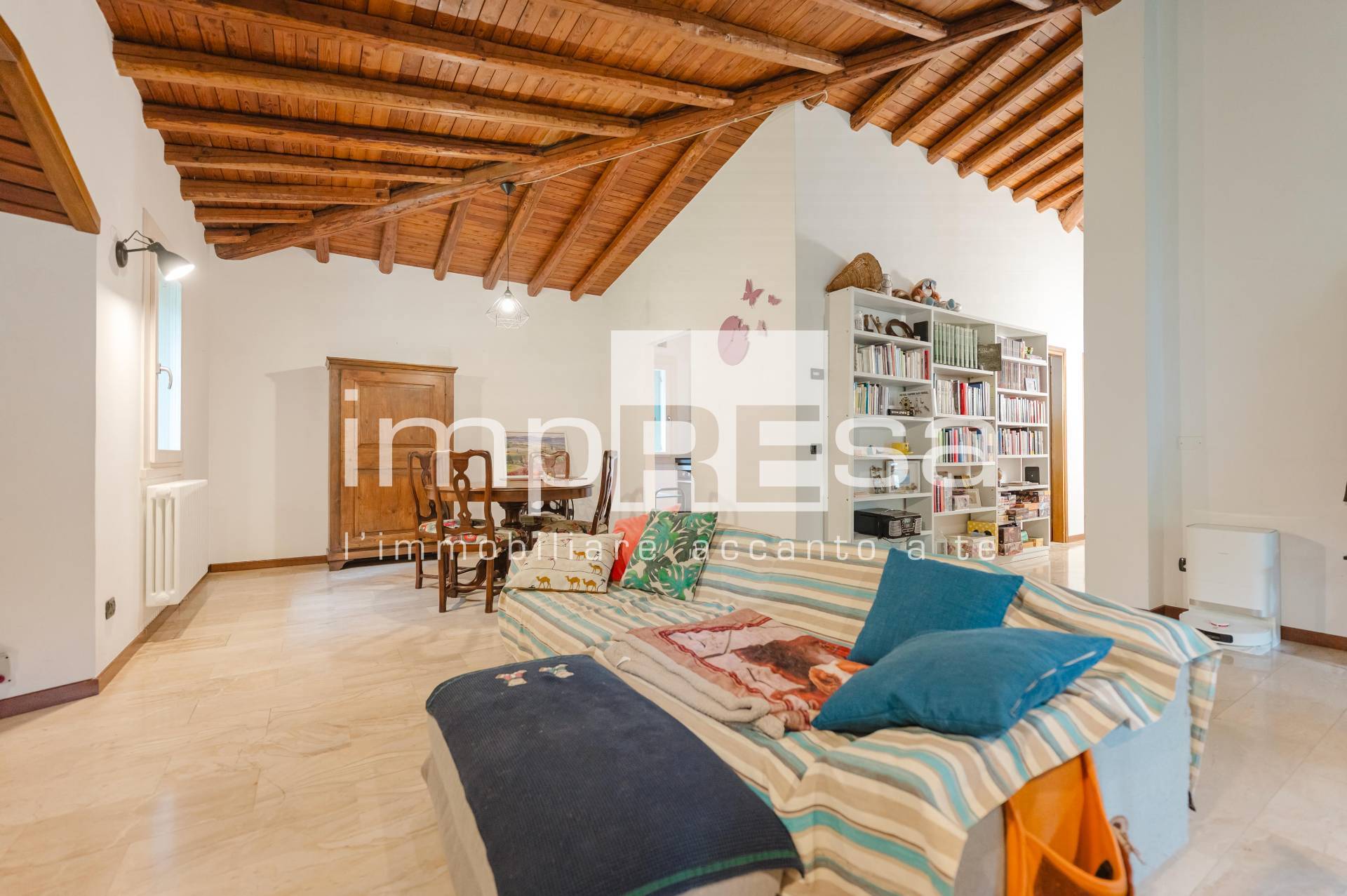 Casa indipendente in vendita a Crocetta del Montello, Ciano del Montello