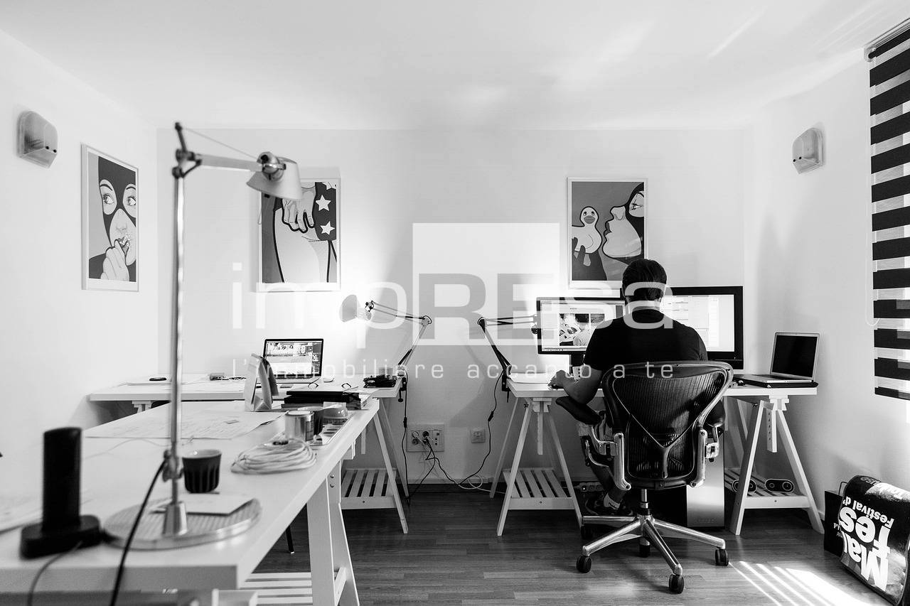 Ufficio in vendita a Montebelluna, Biadene