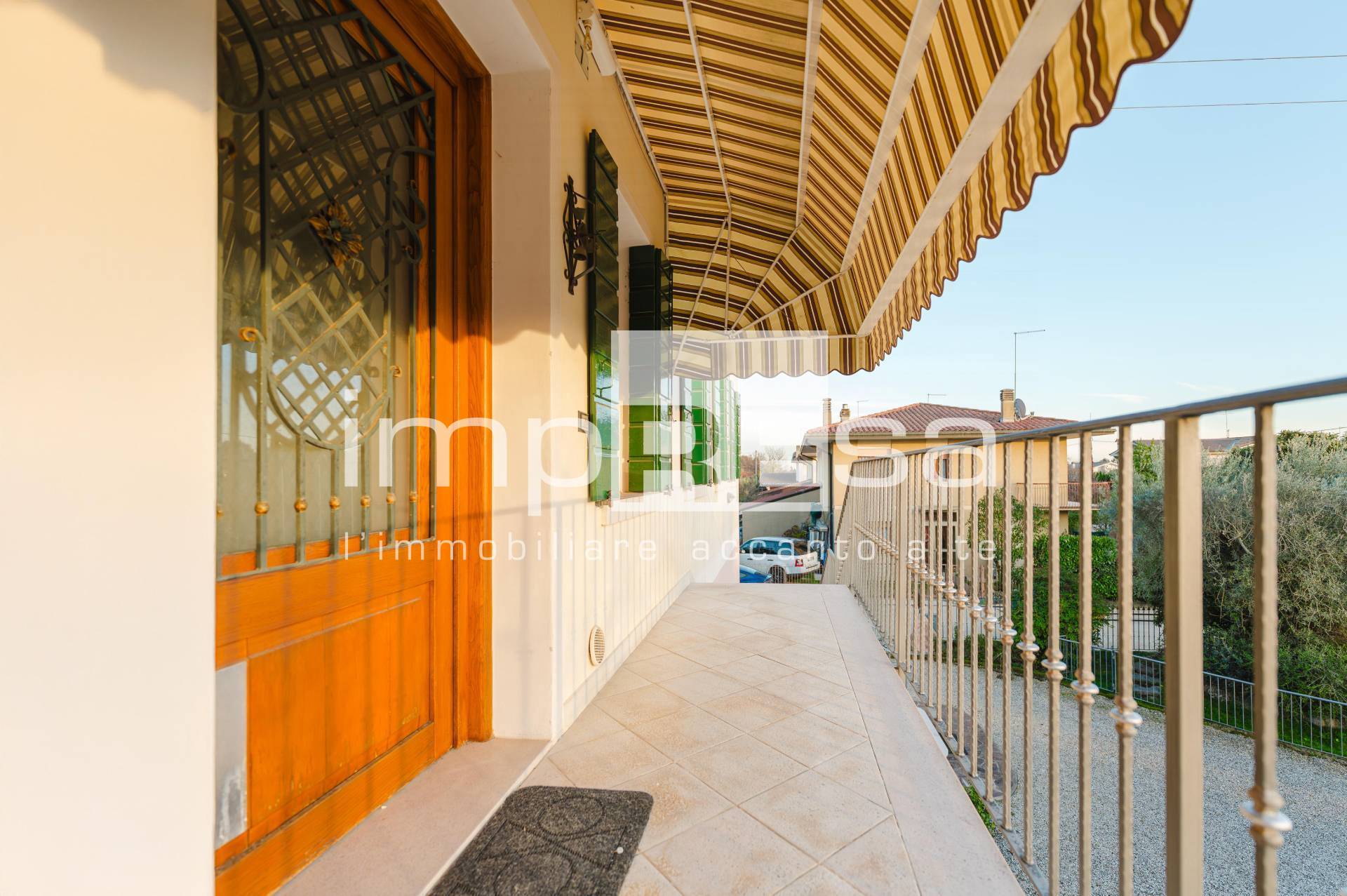 Villa in vendita a Montebelluna, Caonada