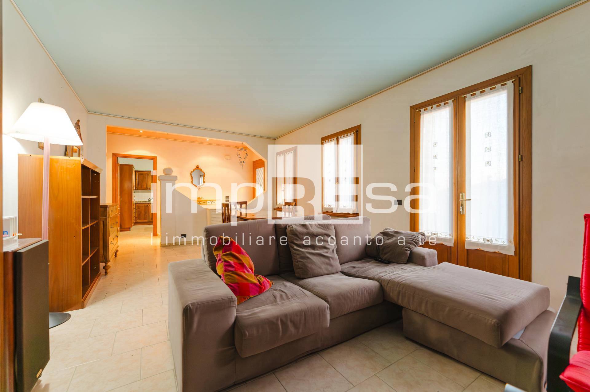 Villa in vendita a Montebelluna, Caonada