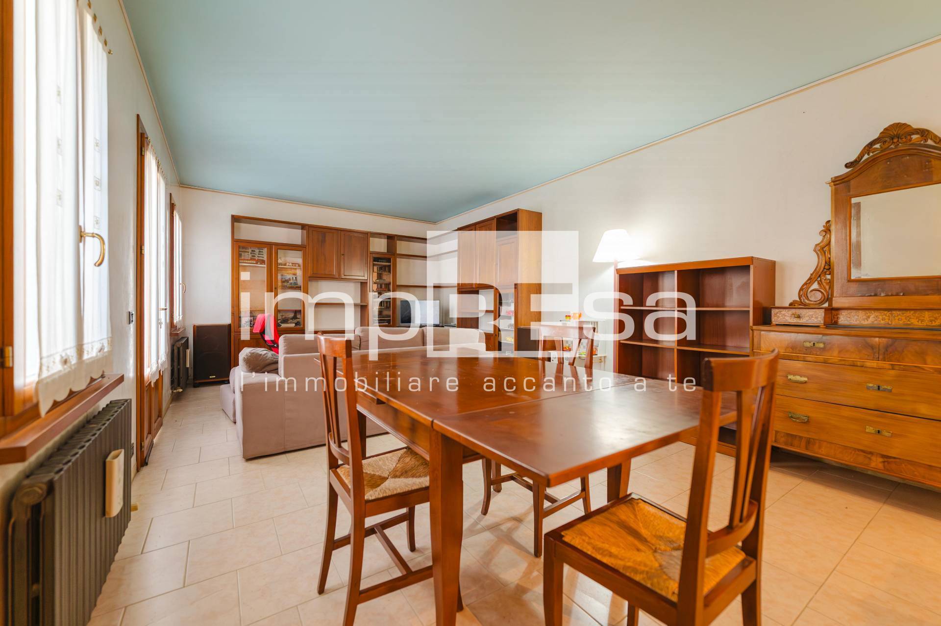 Villa in vendita a Montebelluna, Caonada