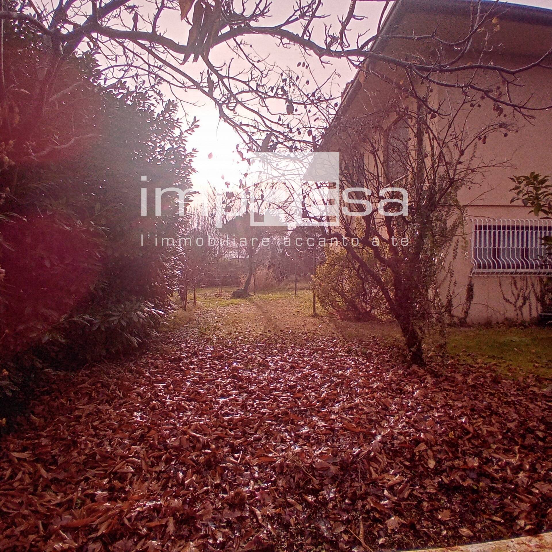 Casa indipendente in vendita a Montebelluna, Mercato Vecchio