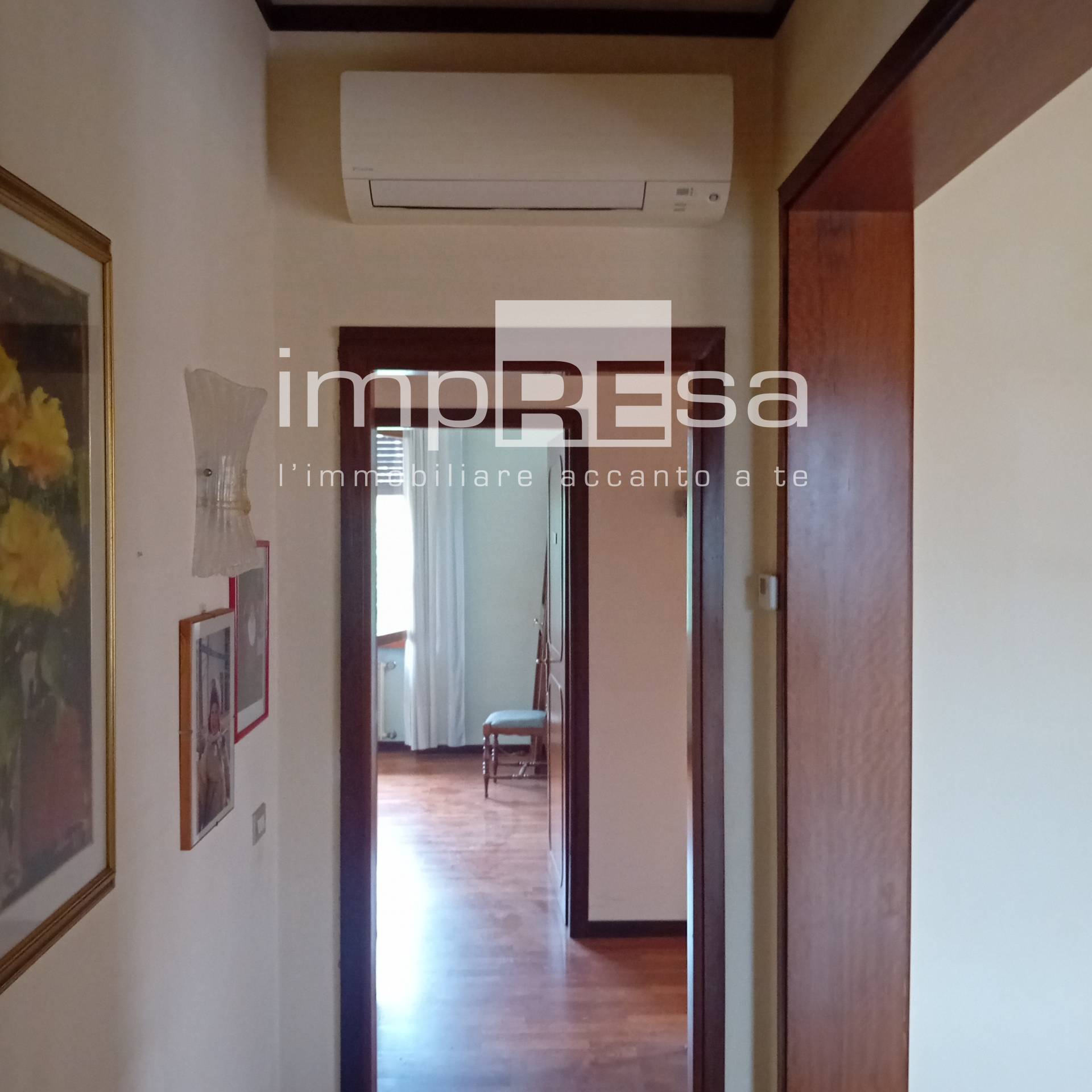 Casa indipendente in vendita a Montebelluna, Mercato Vecchio