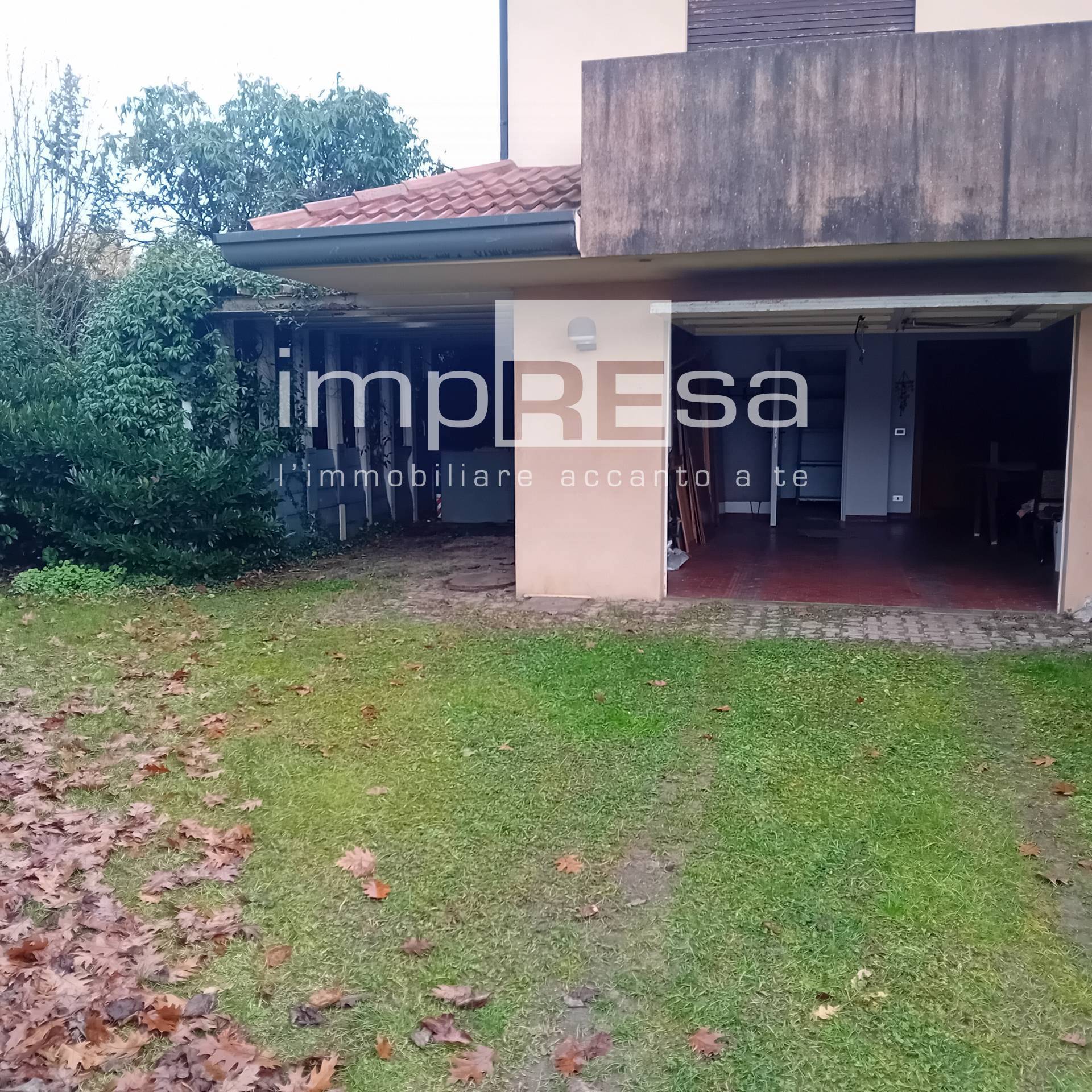 Casa indipendente in vendita a Montebelluna, Mercato Vecchio
