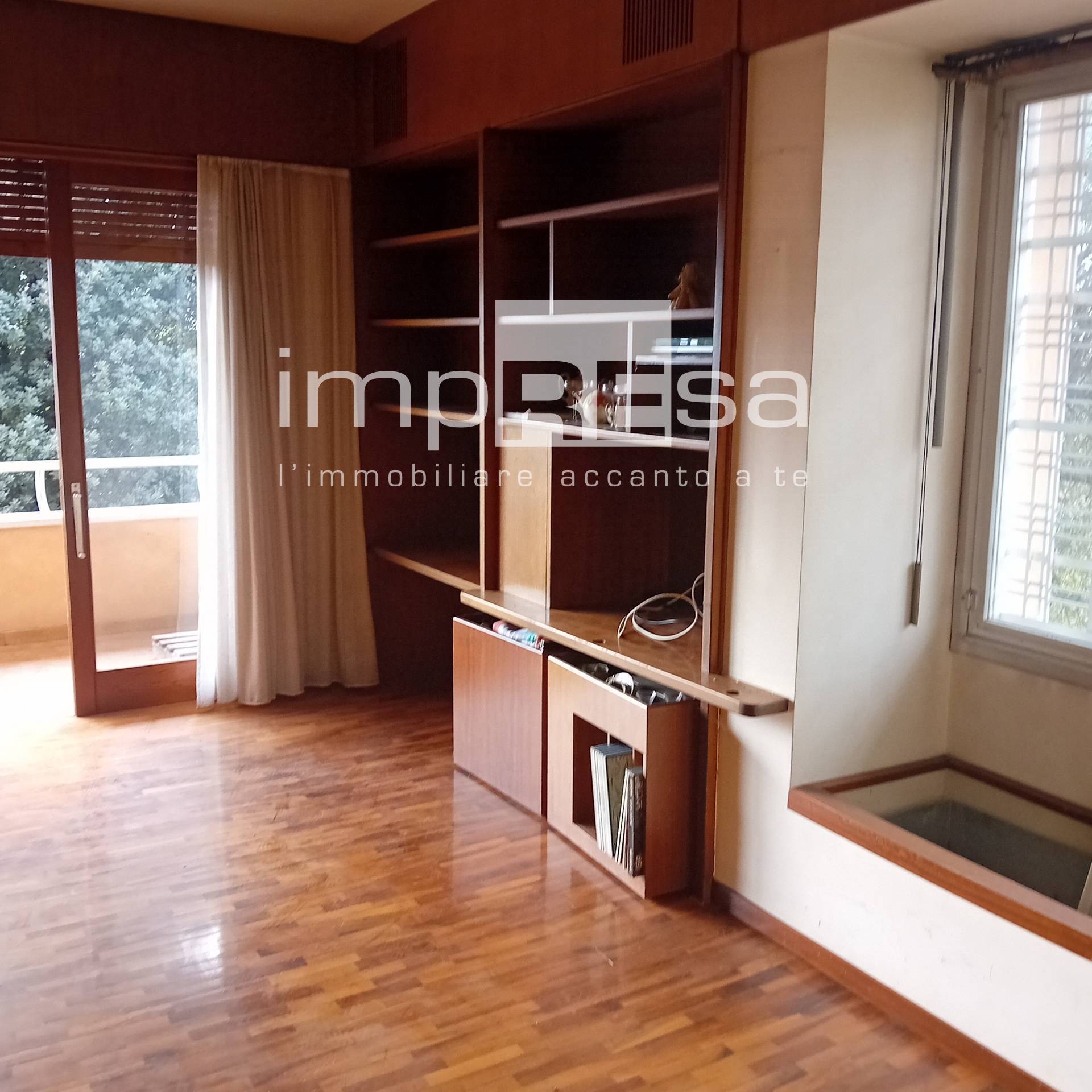 Casa indipendente in vendita a Montebelluna, Mercato Vecchio