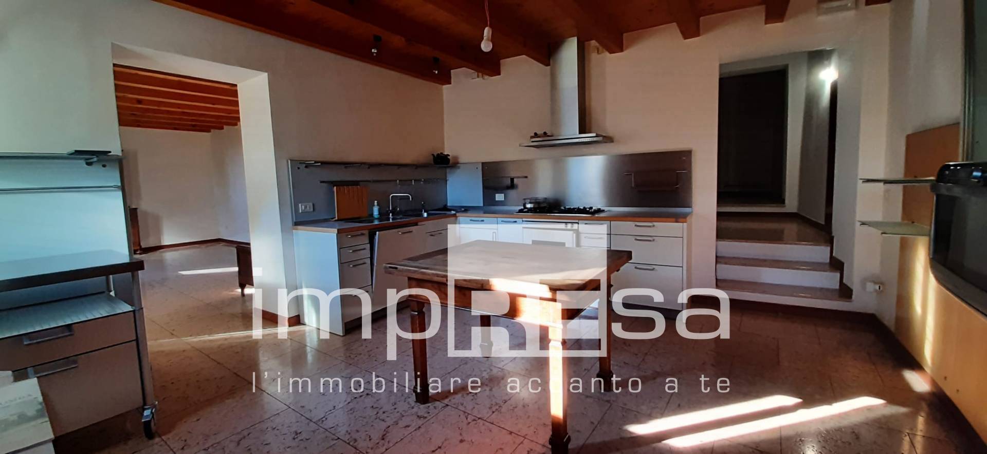 Villa in vendita a Cavaso del Tomba, Caniezza