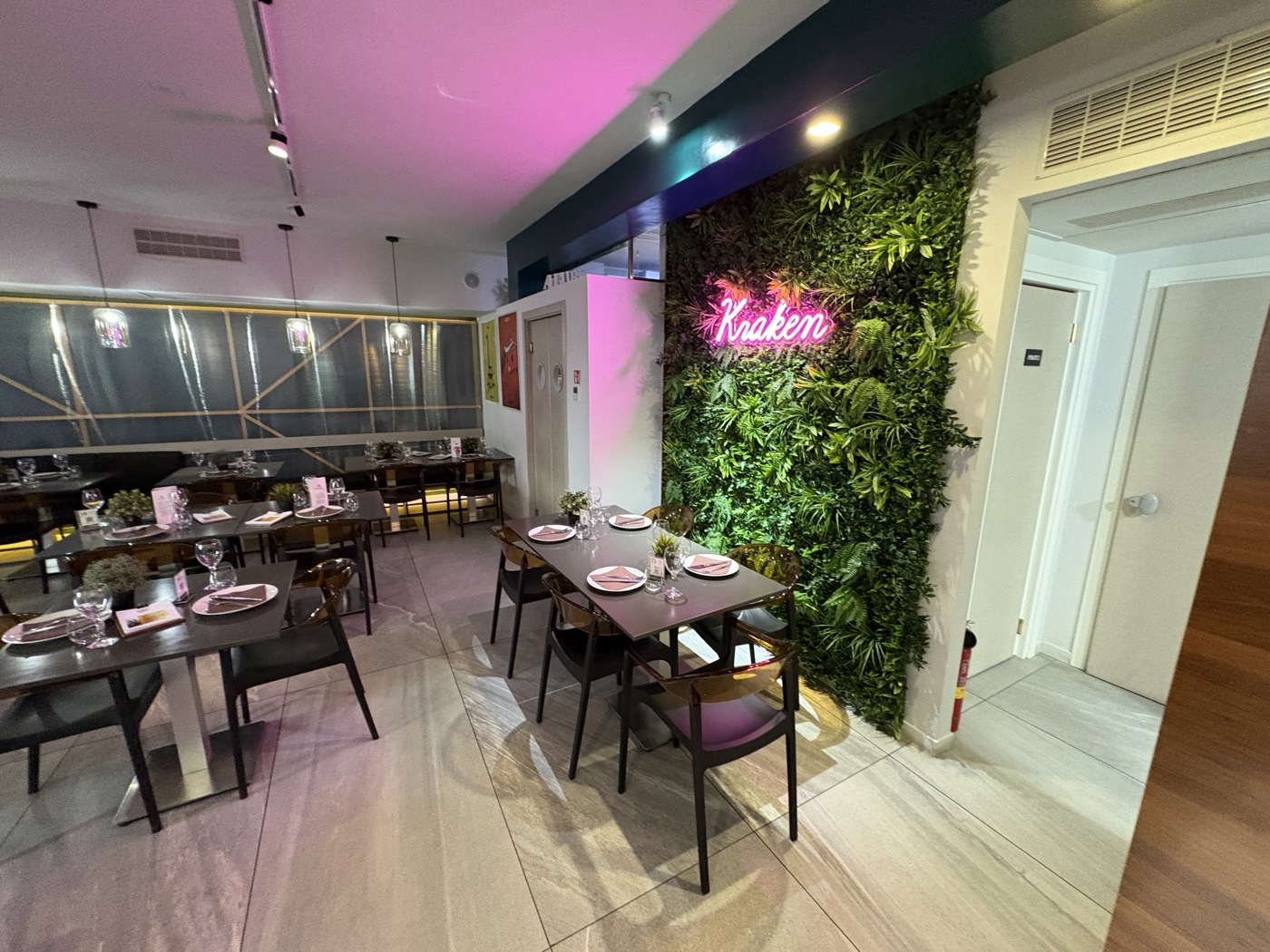 Attivit commerciale Ristorante e pizzeria in vendita a Castel Volturno