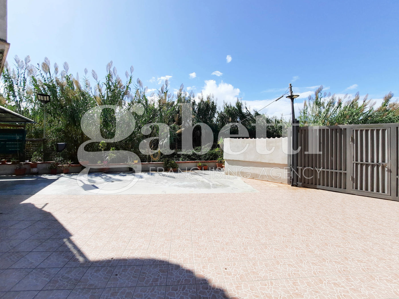 Appartamento con giardino a Giugliano in Campania