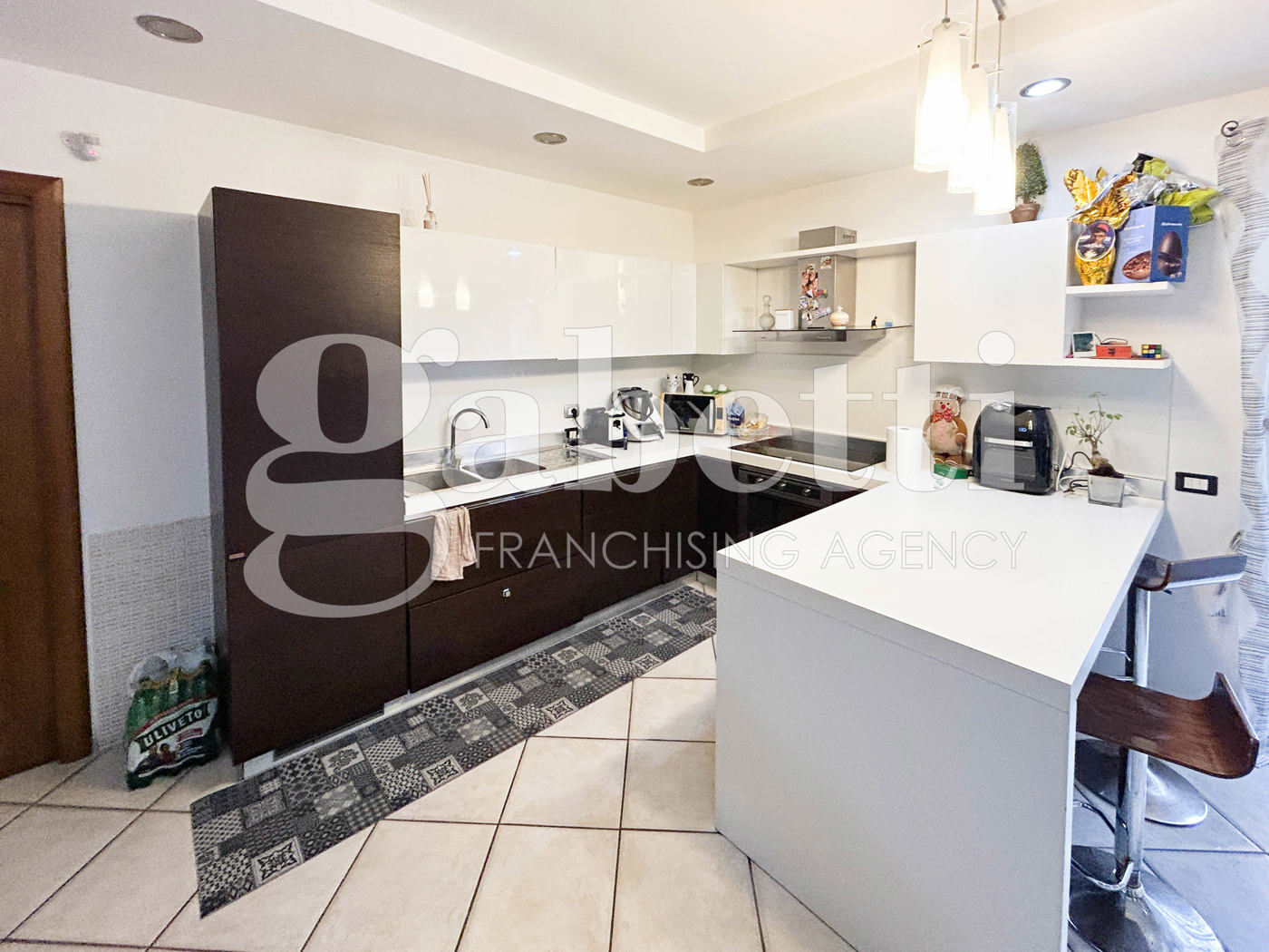 Trilocale ristrutturato a Giugliano in Campania