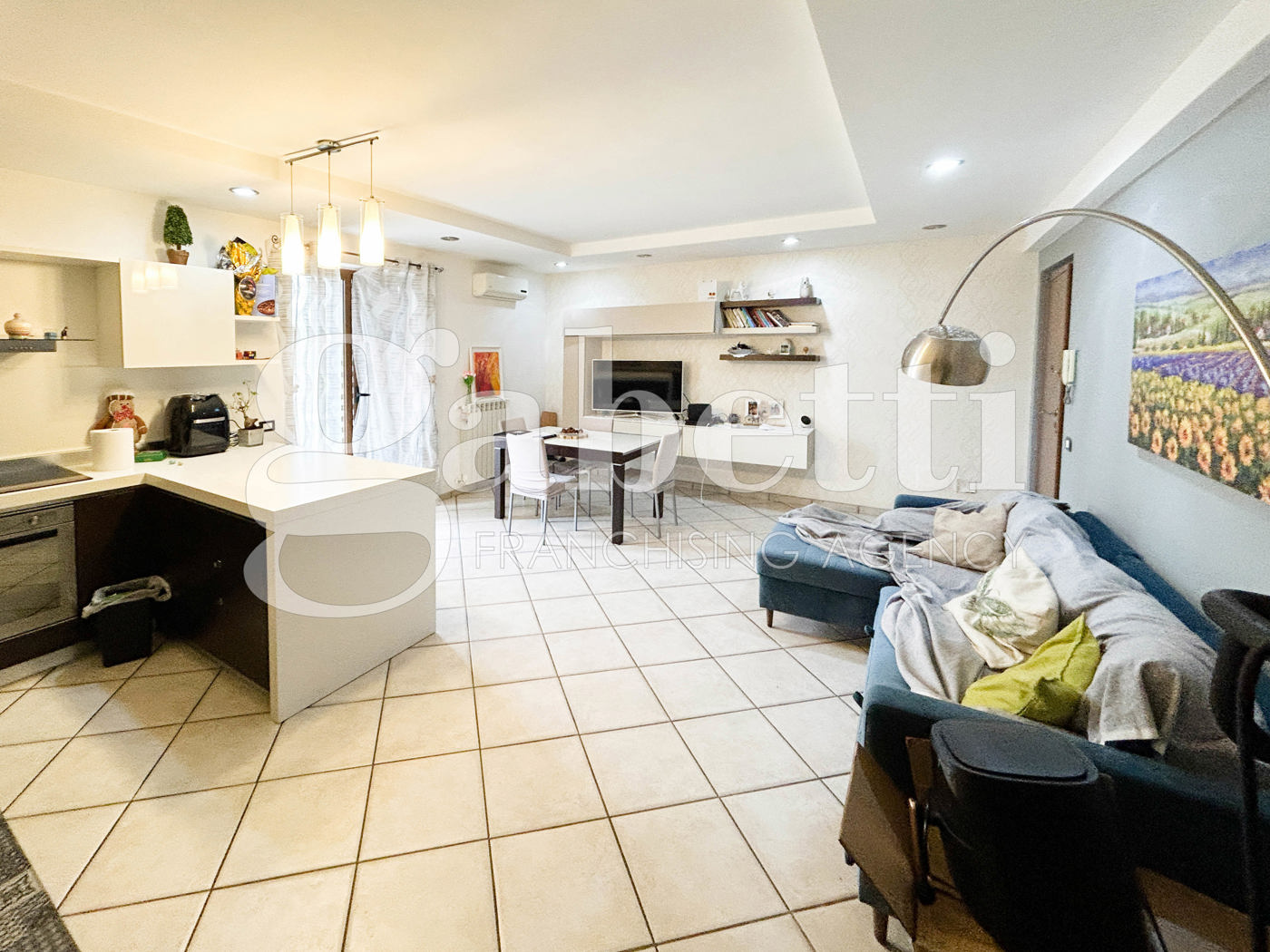 Trilocale ristrutturato a Giugliano in Campania