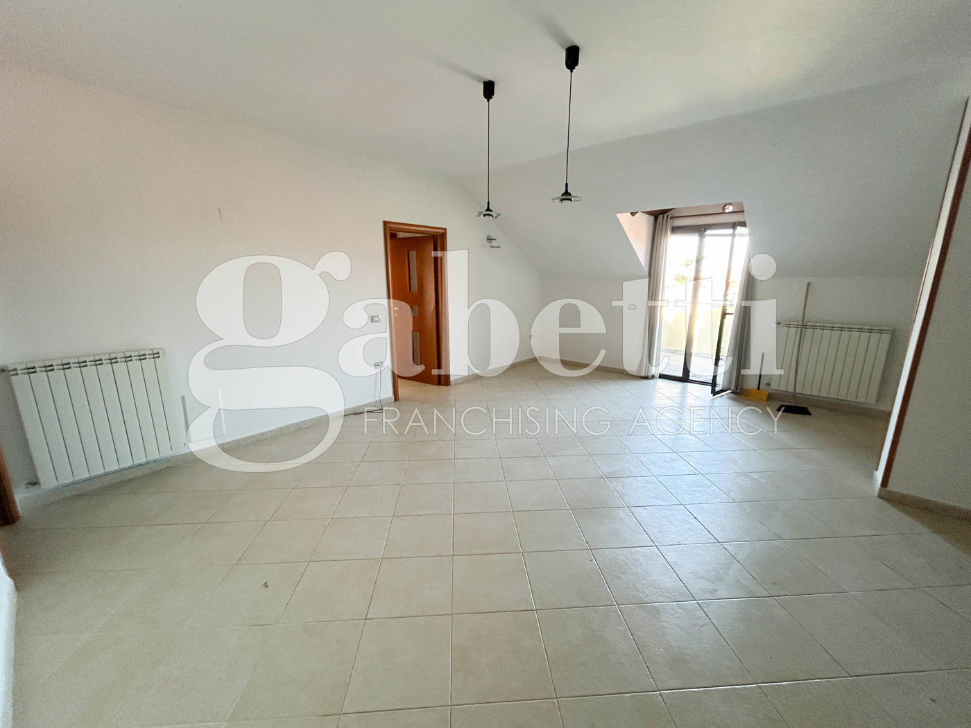 Trilocale in vendita a Giugliano in Campania