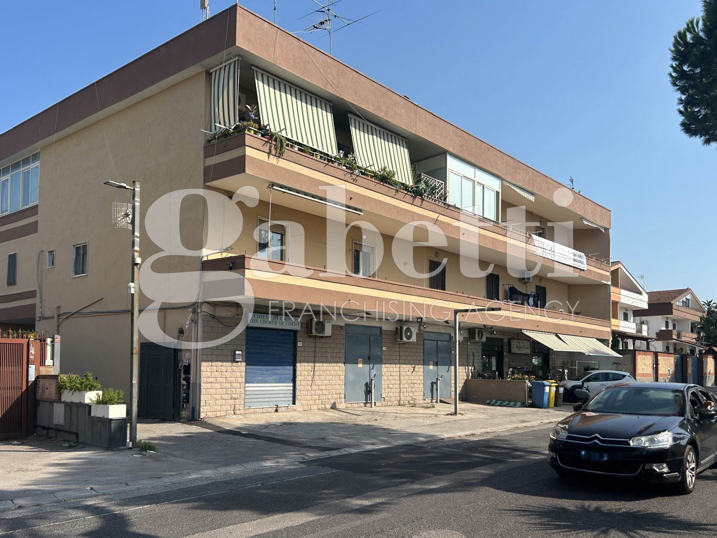 Quadrilocale con box doppio a Giugliano in Campania