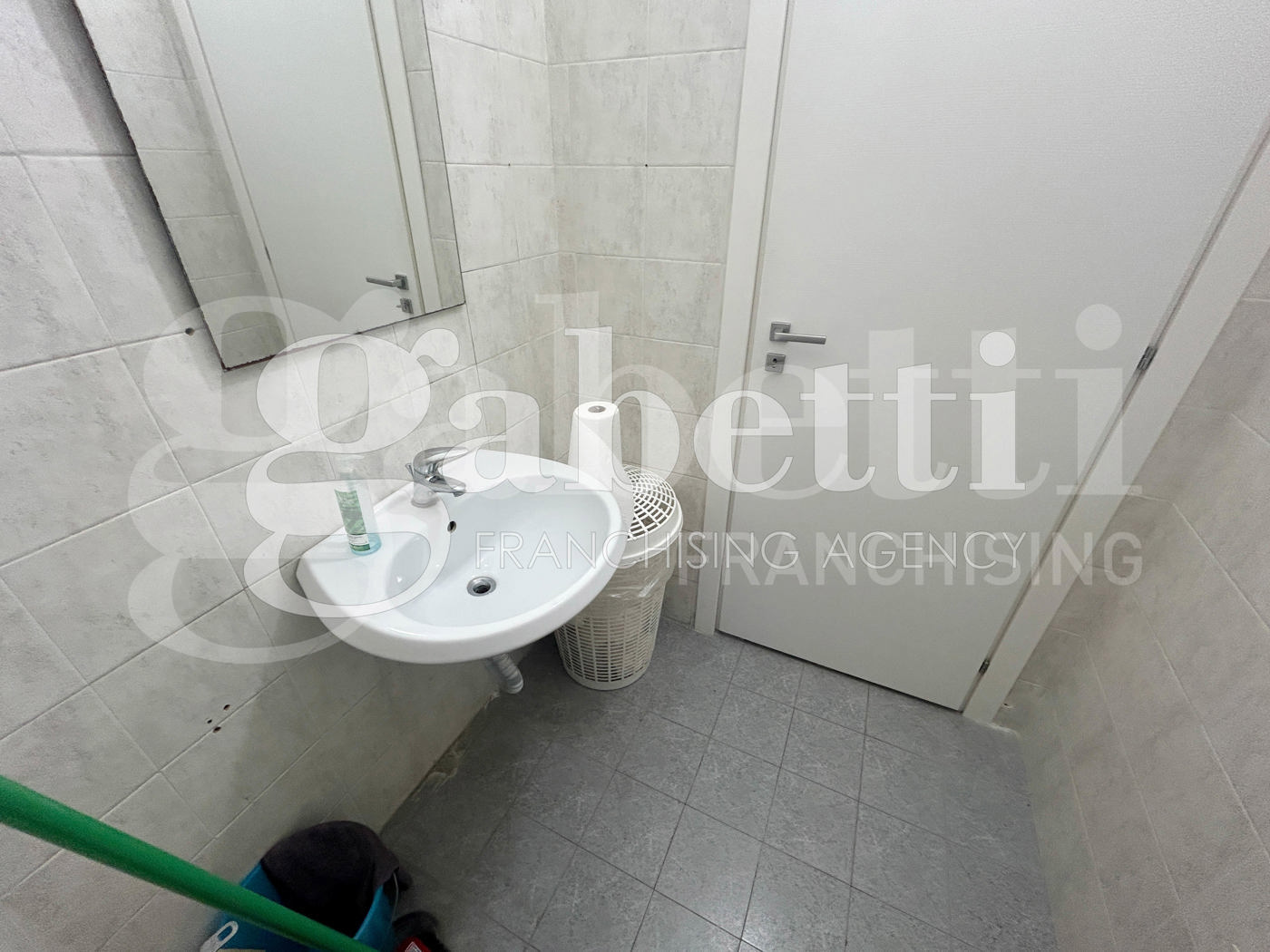 Negozio in affitto a Giugliano in Campania