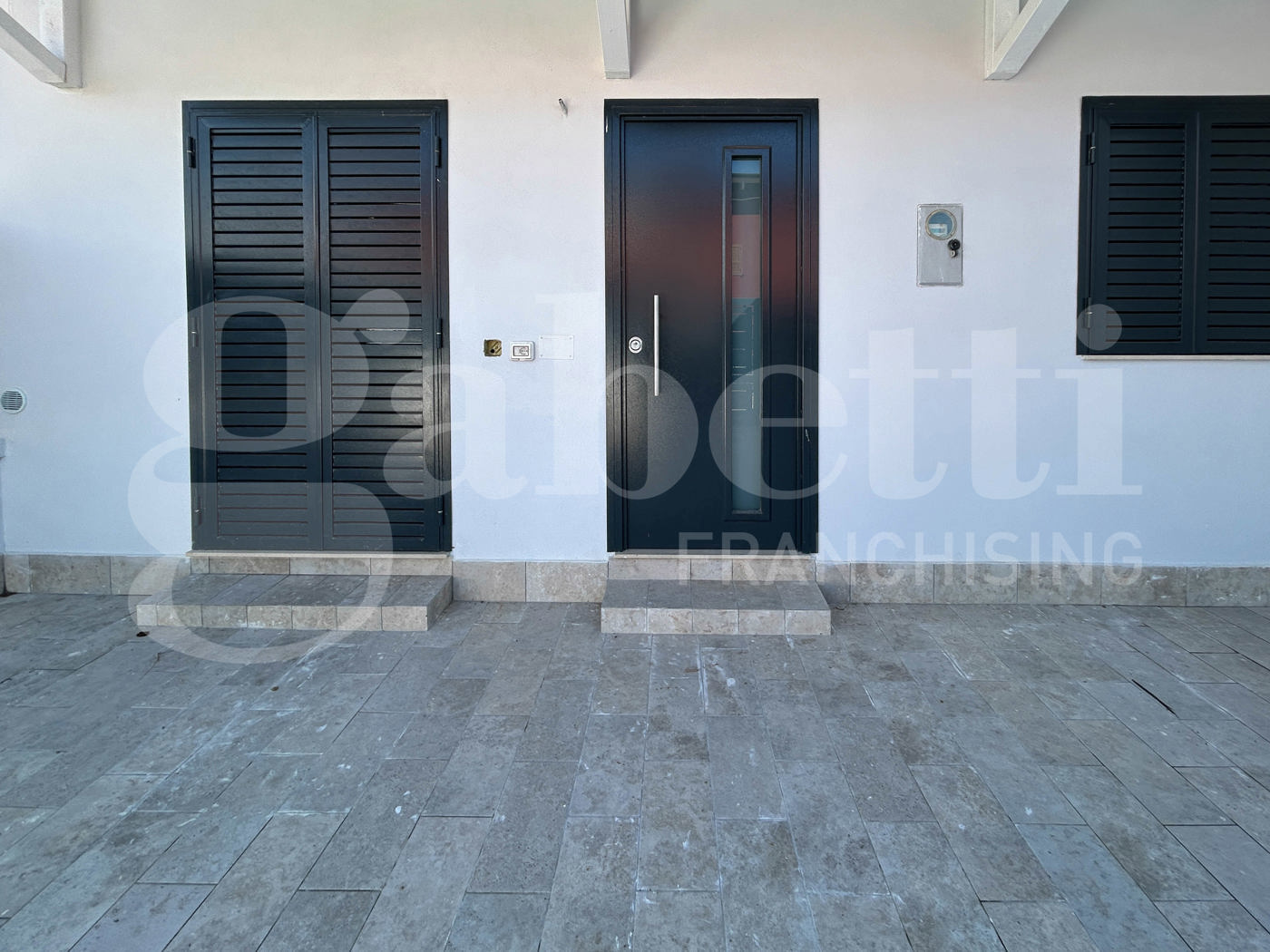 Casa indipendente con giardino a Pozzuoli