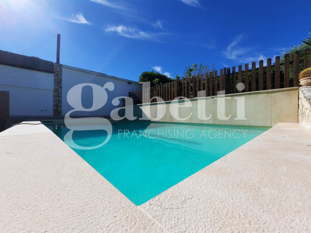 Villa con giardino a Giugliano in Campania