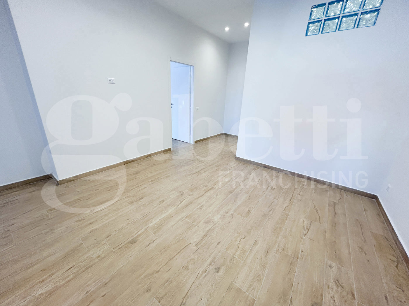 Casa indipendente con giardino a Pozzuoli