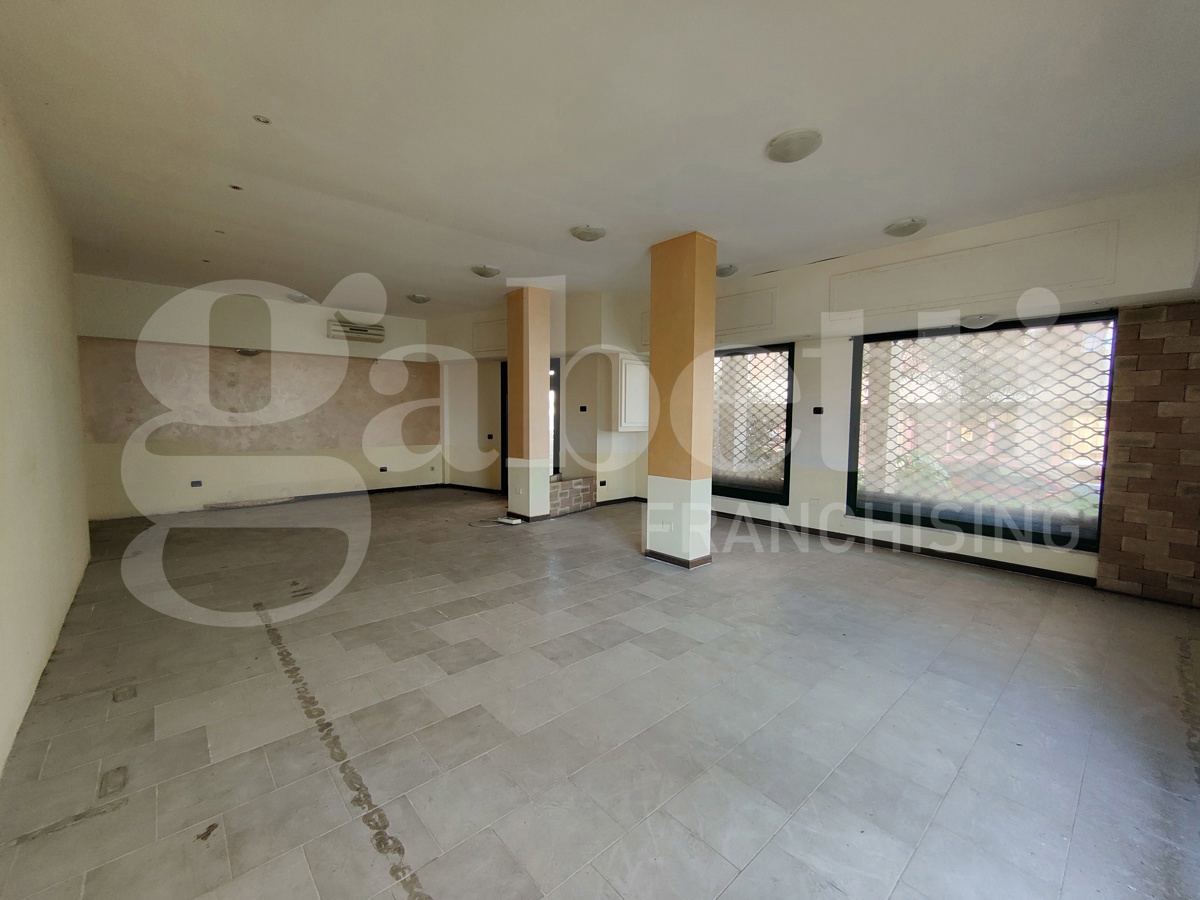 Negozio in vendita a Assemini