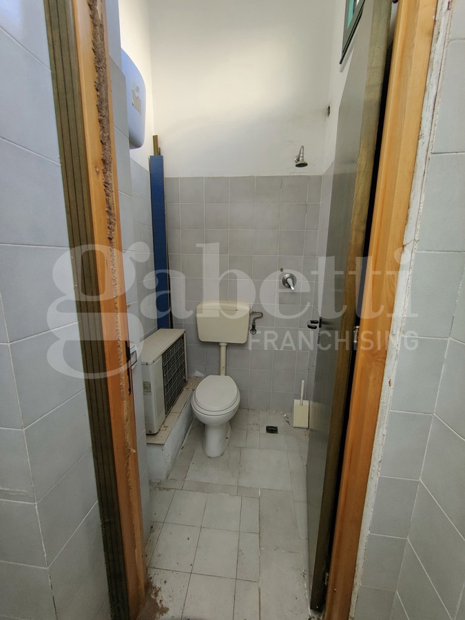 Negozio in vendita a Assemini