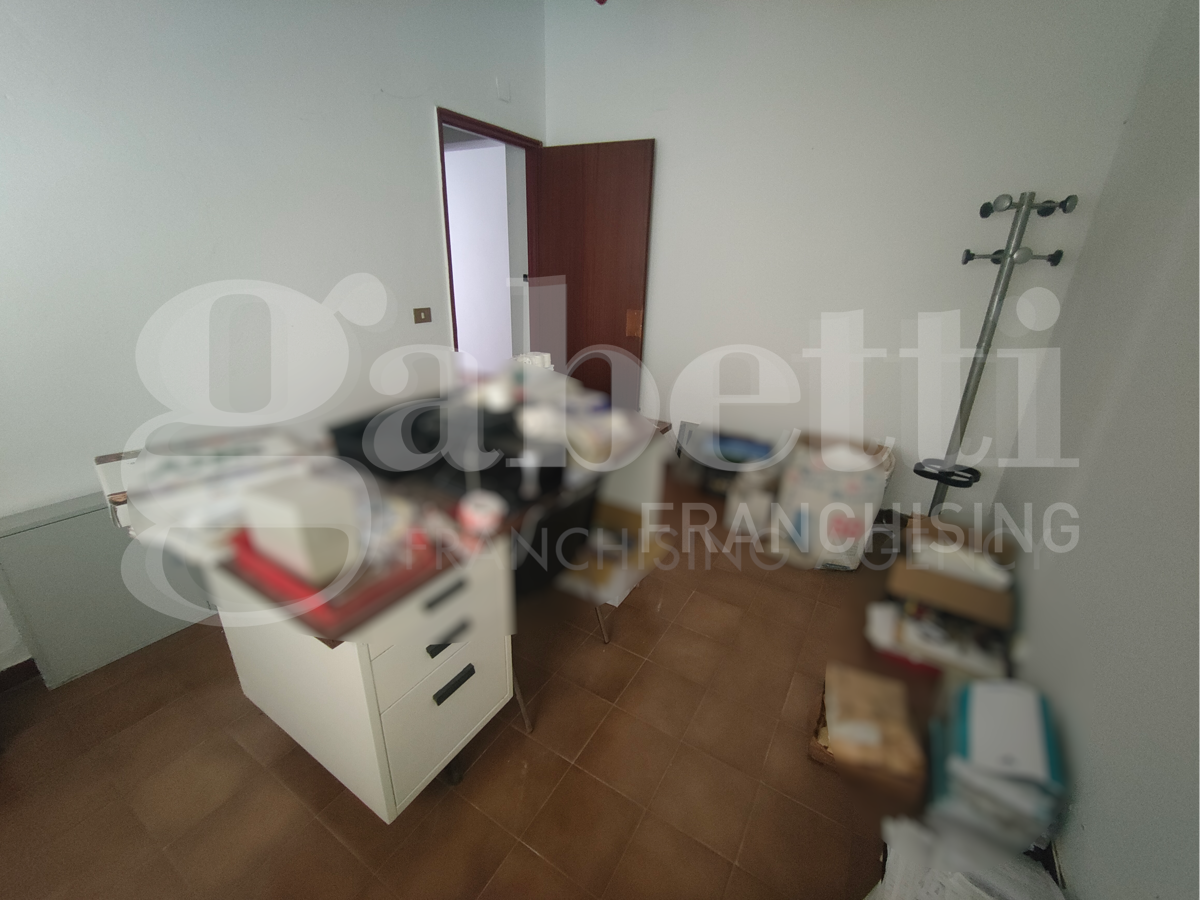 Ufficio in vendita a Uta