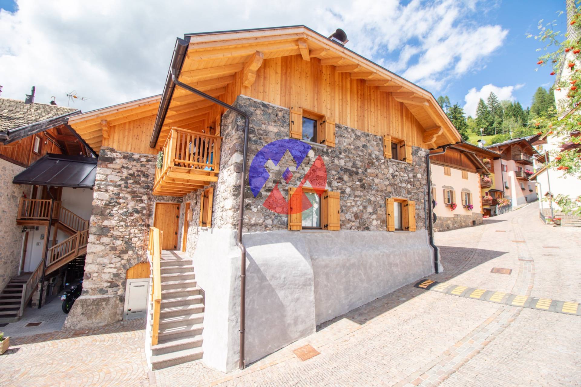 Appartamento in vendita a Moena, Someda