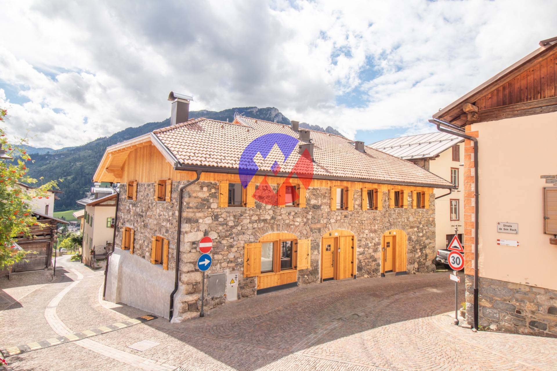 Appartamento in vendita a Moena, Someda