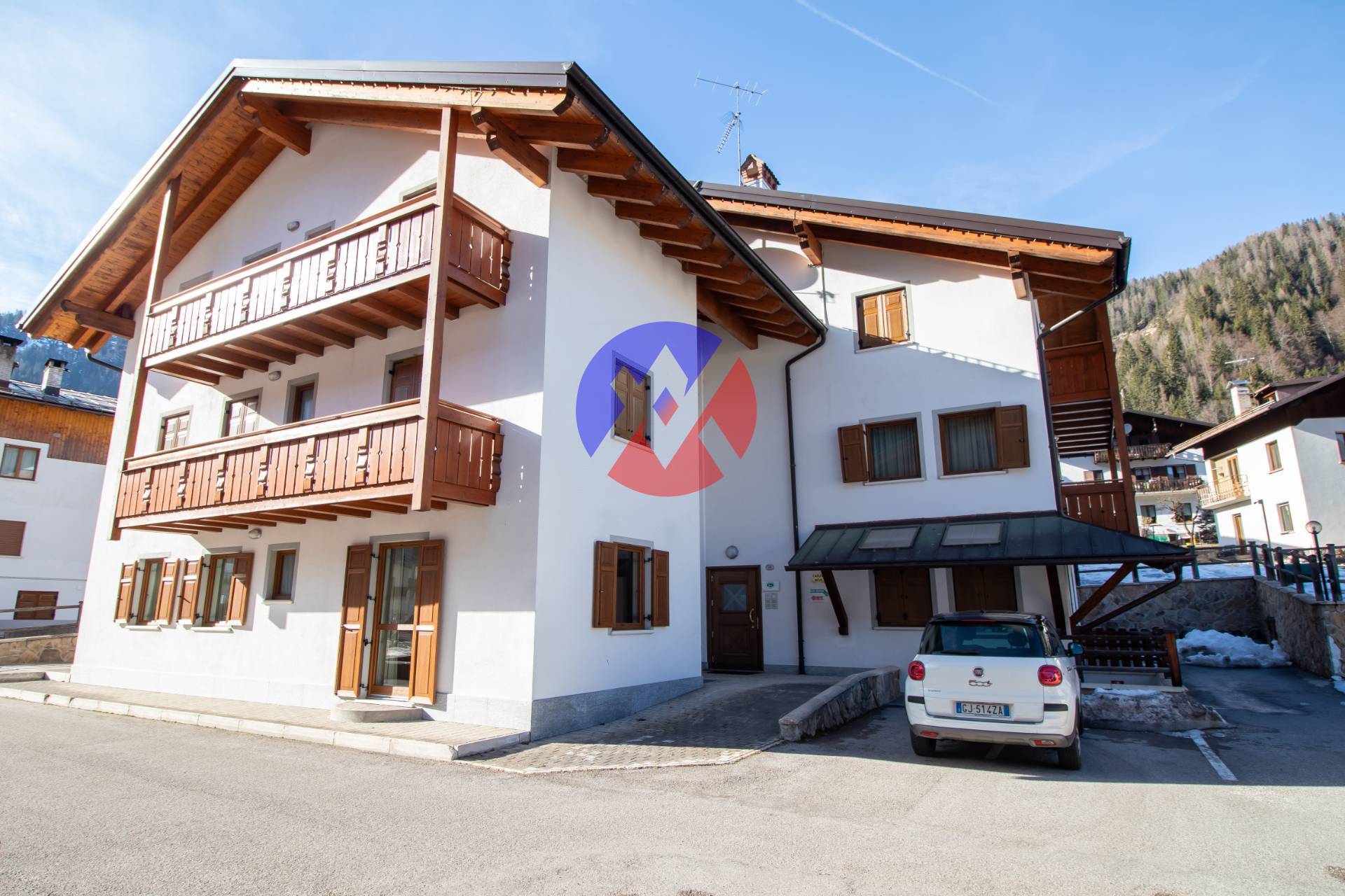 Appartamento in vendita a Falcade