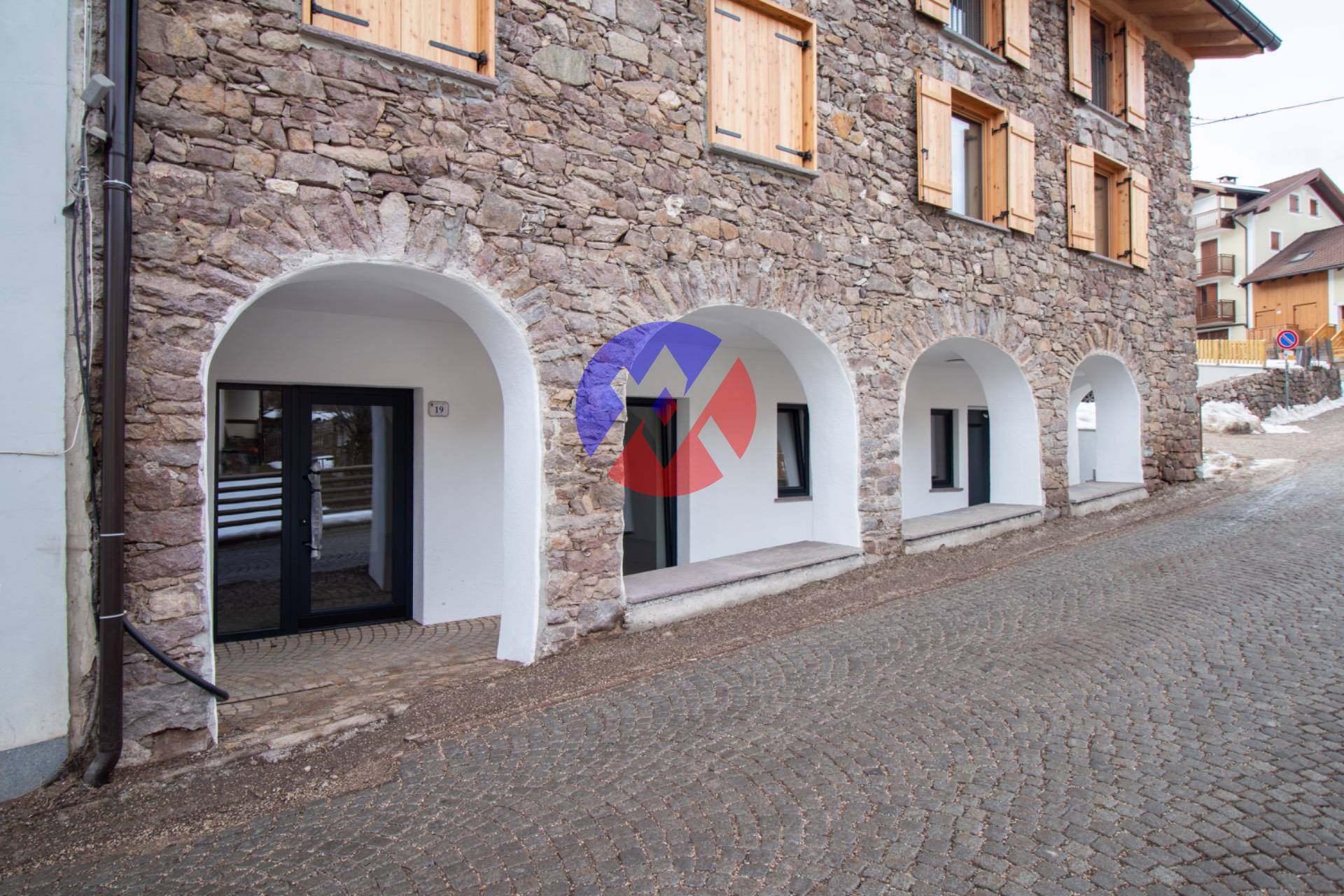 Attivit commerciale in vendita a Moena