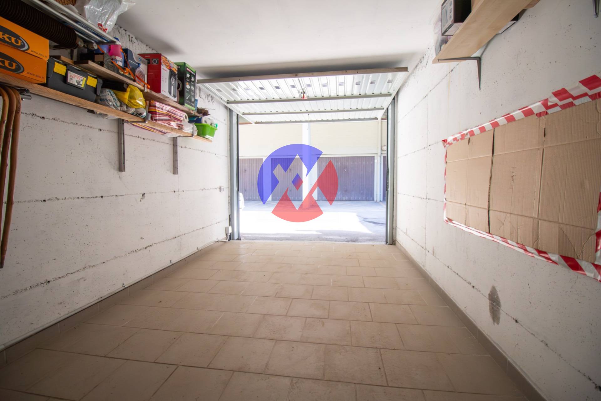 Box o garage in vendita a Mazzin